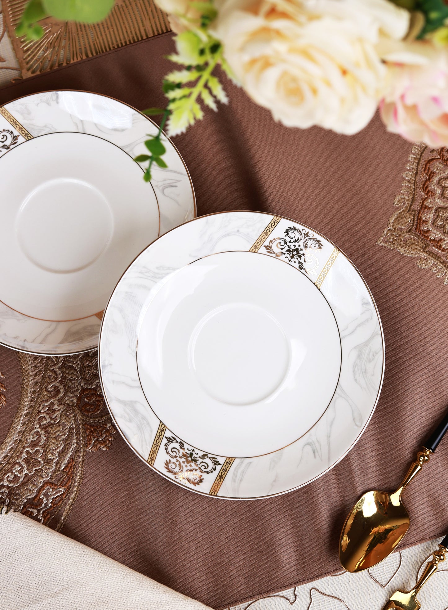 Regency Gold 15 Pcs Tea Set