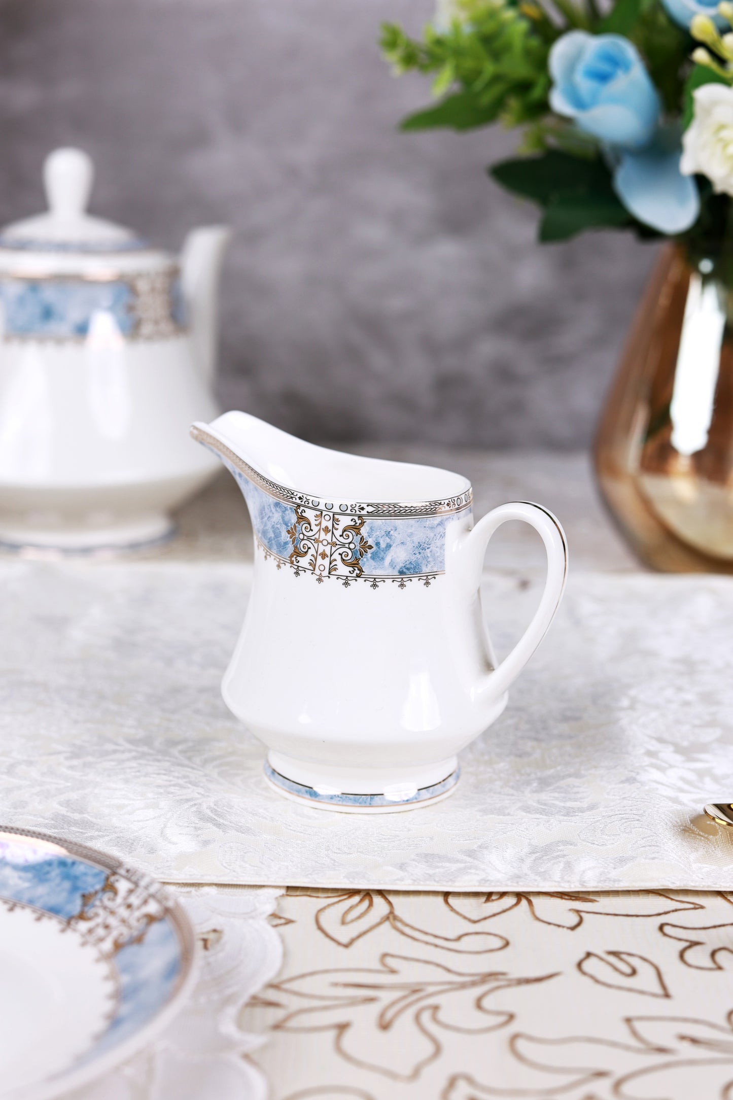 Majestique Blue 15 Pcs Tea Set