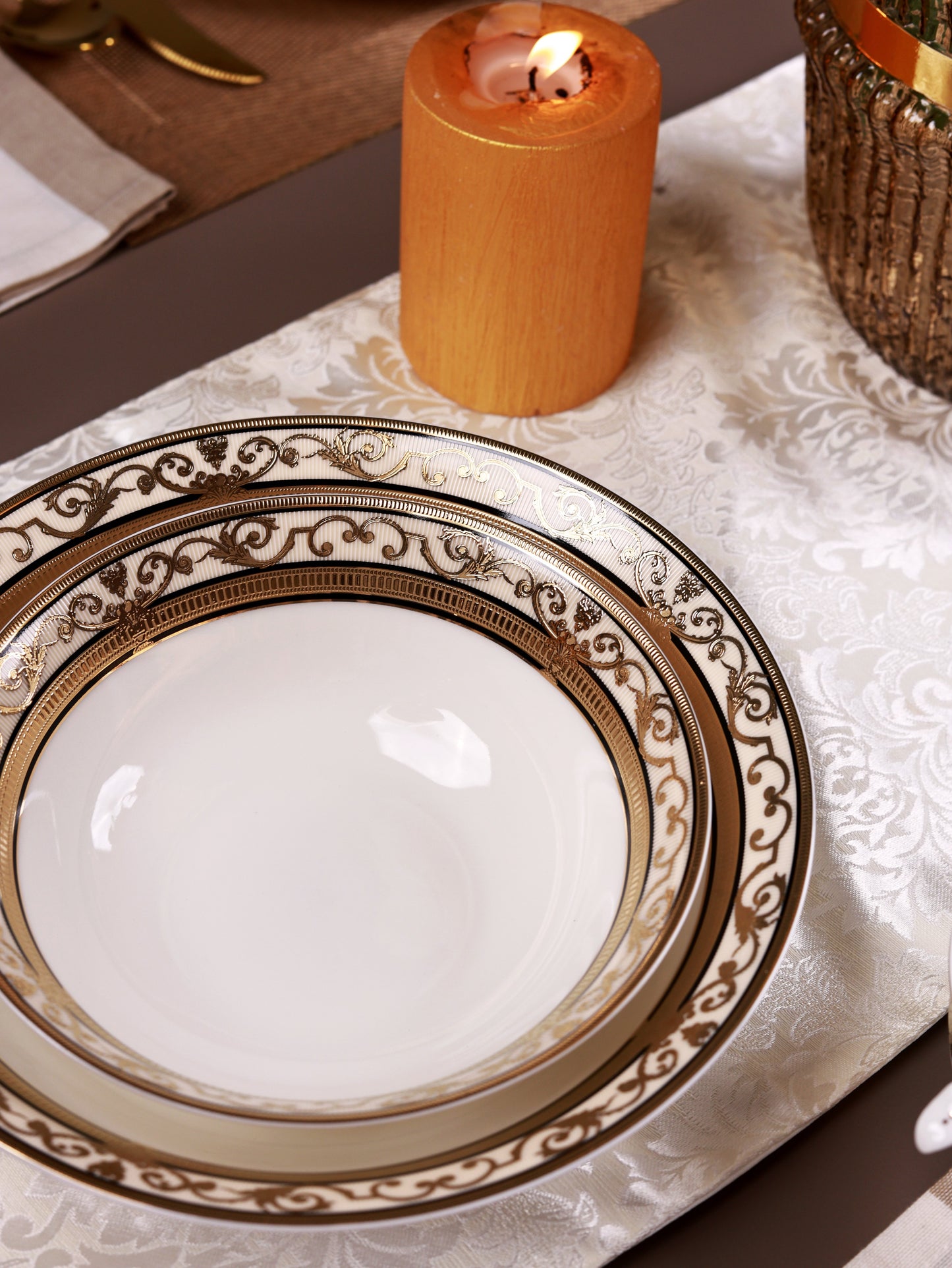 Gilded Realm 36 Pcs Dinner Set (Palace Collection, 24K Embossed Gold)