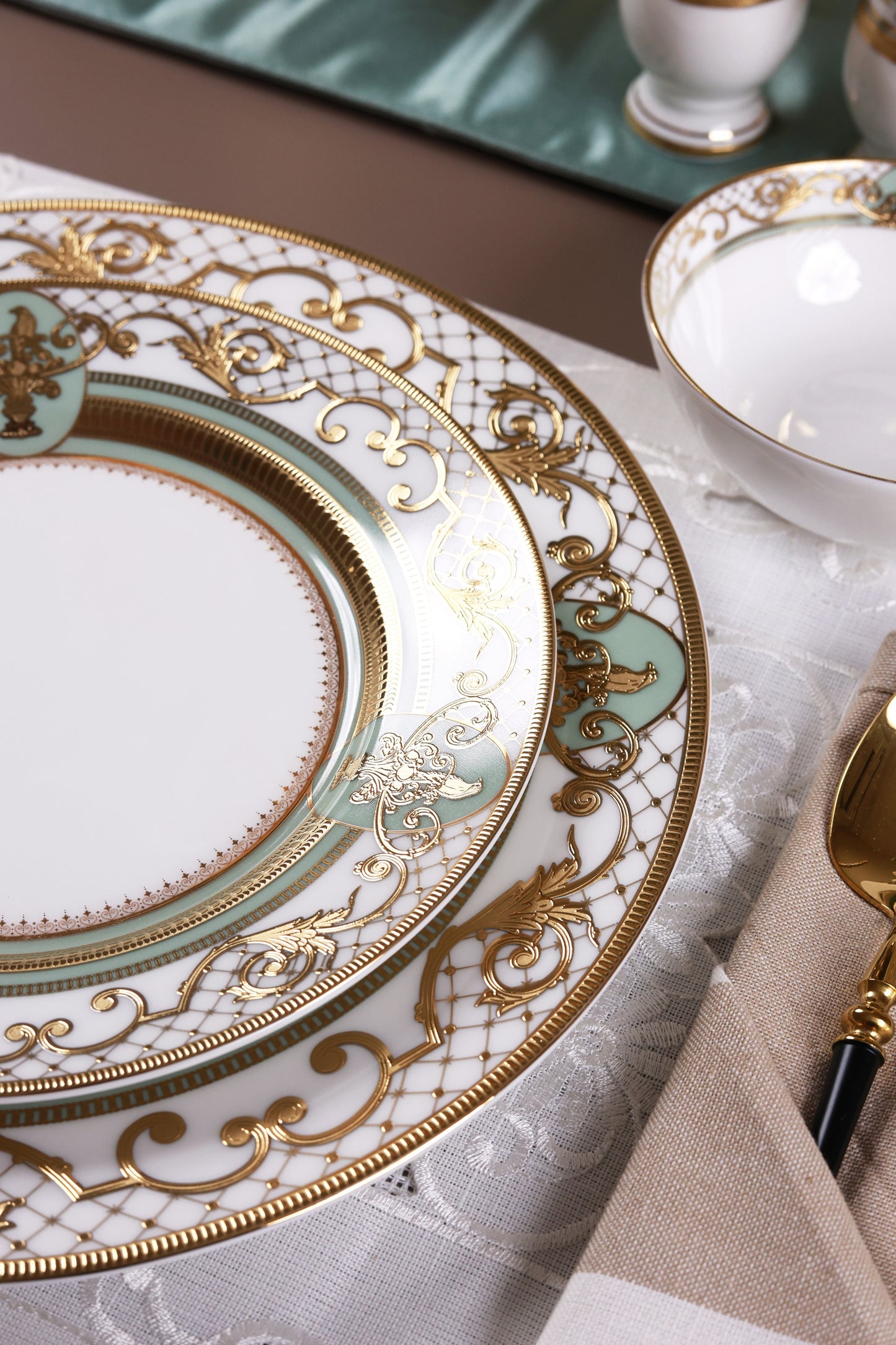 Palace Verde 36 Pcs Dinner Set (Palace Collection, 24K Embossed Gold)