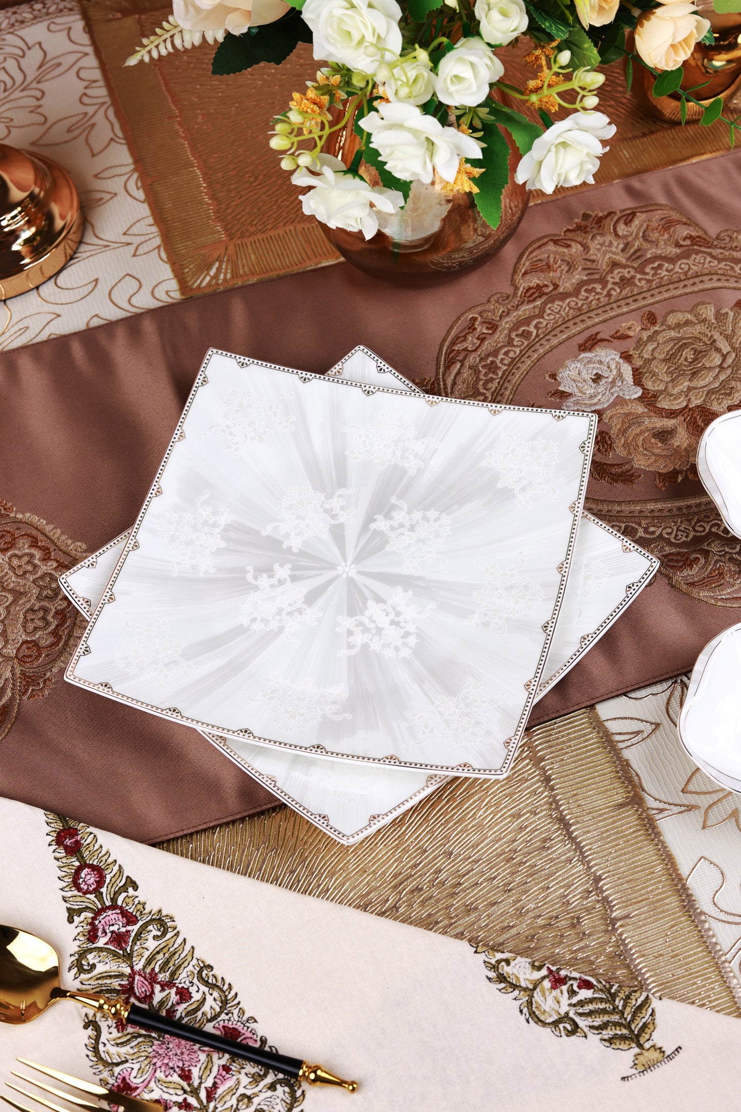 Parisian Gold 10 Pcs Snack Set (2 Serving Plates, 6 Quarter Plates, 2 Dip Bowls)