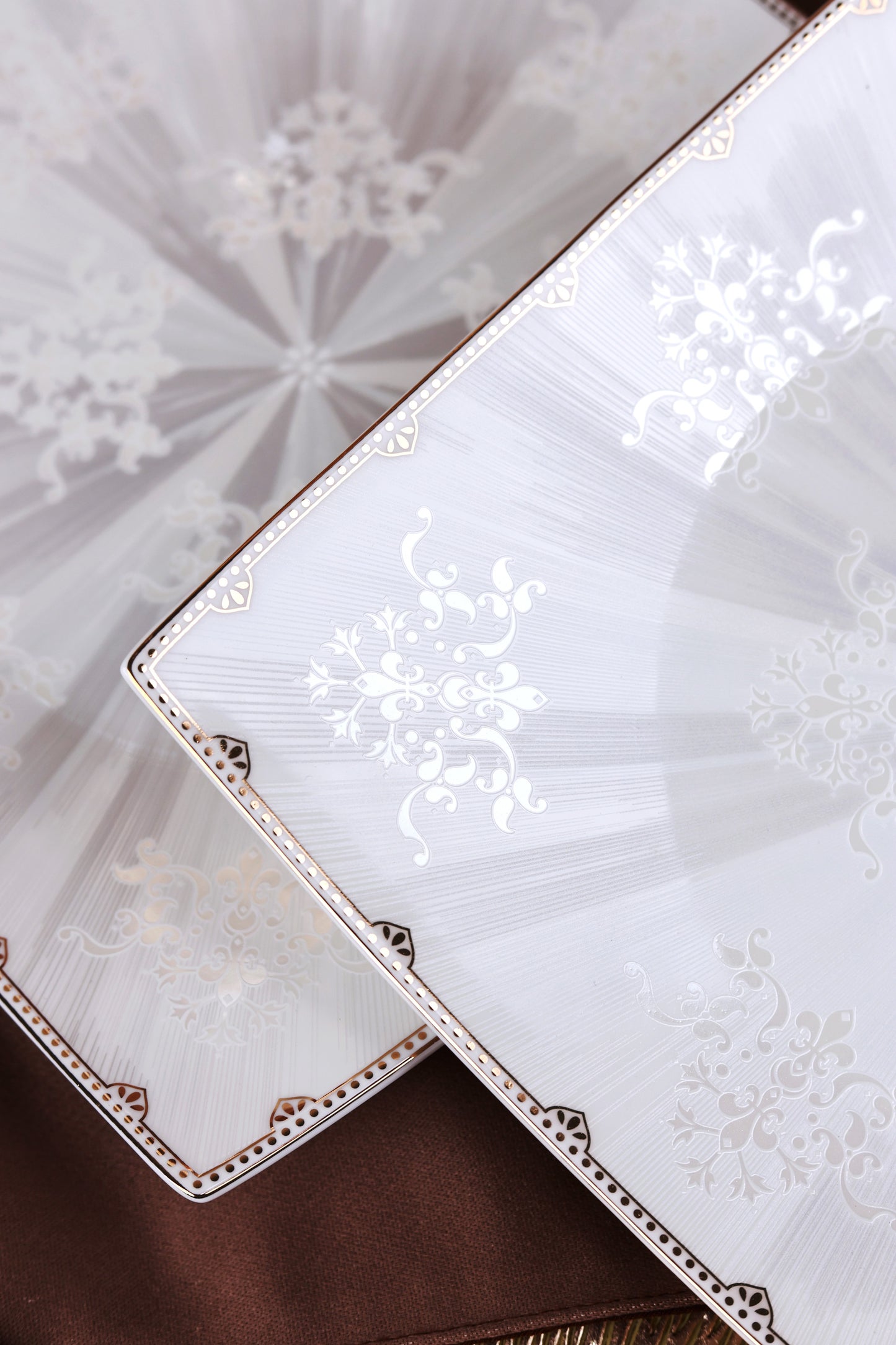 Parisian Gold 10 Pcs Snack Set (2 Serving Plates, 6 Quarter Plates, 2 Dip Bowls)