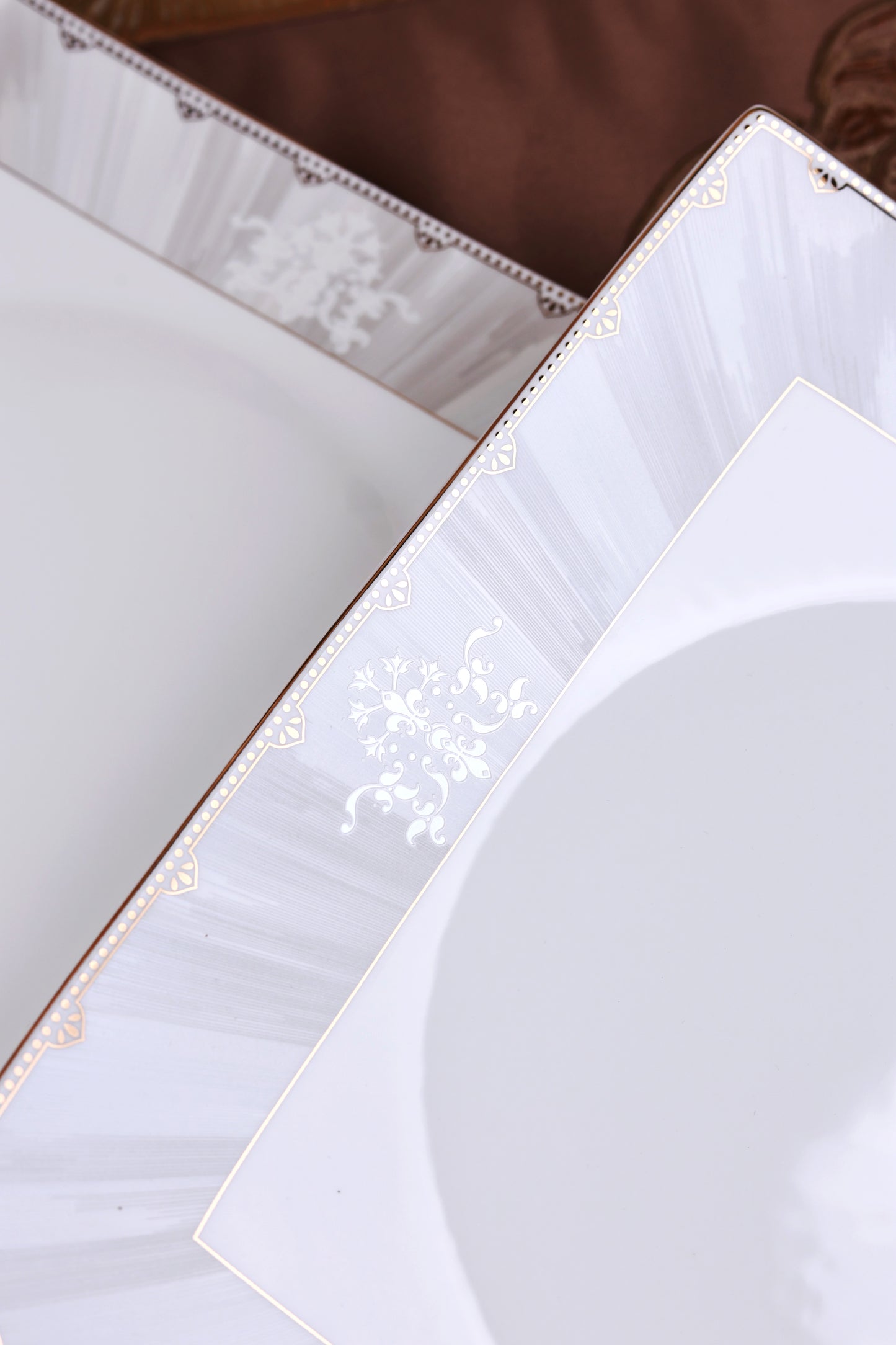Parisian Gold 10 Pcs Snack Set (2 Serving Plates, 6 Quarter Plates, 2 Dip Bowls)