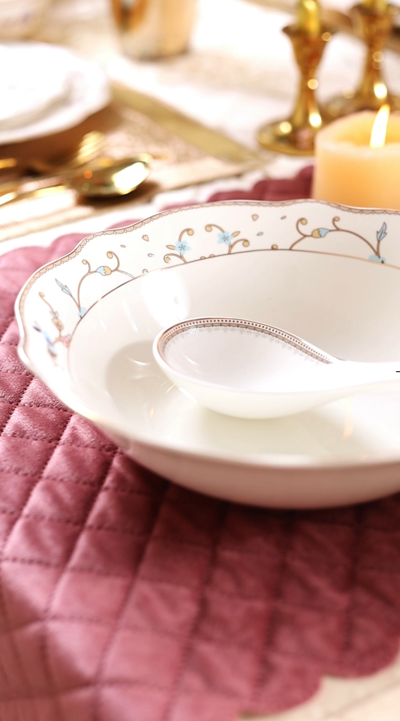 White Pattern 51 Pcs Dinner Set