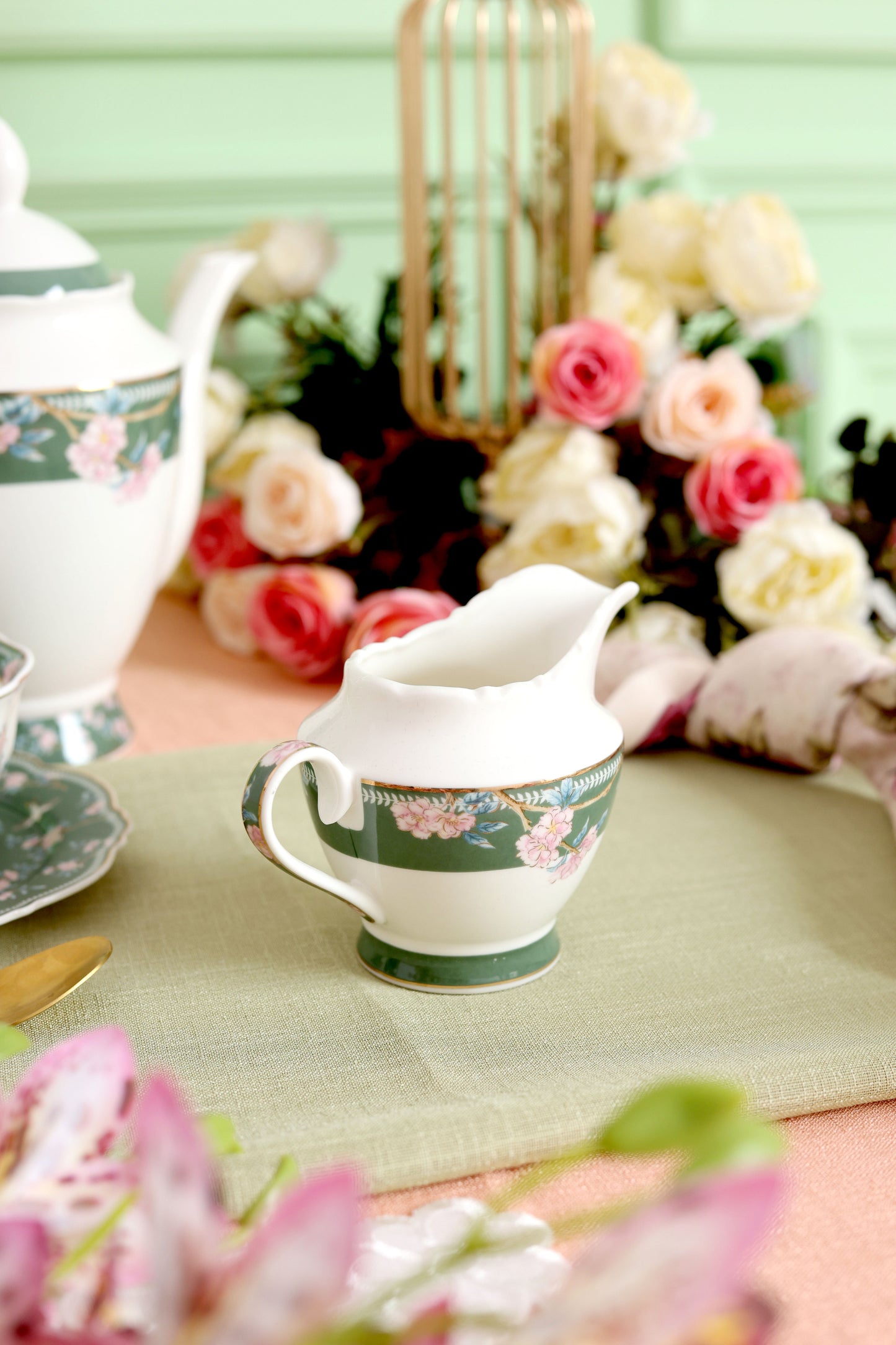 Victorian Green 15 Pcs Tea Set (Vintage Collection)