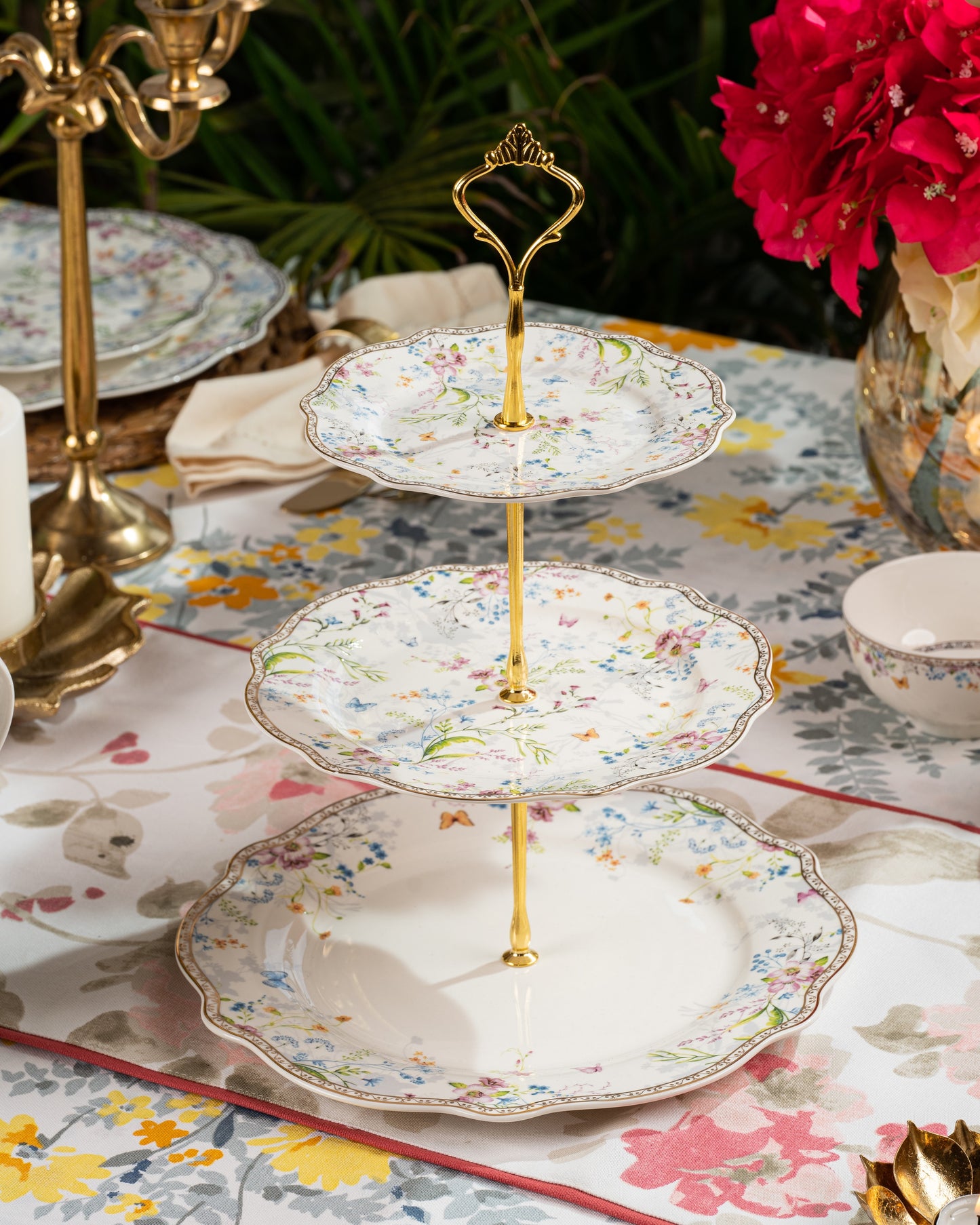 Flower Bed Three Tier Dessert Stand - Vigneto