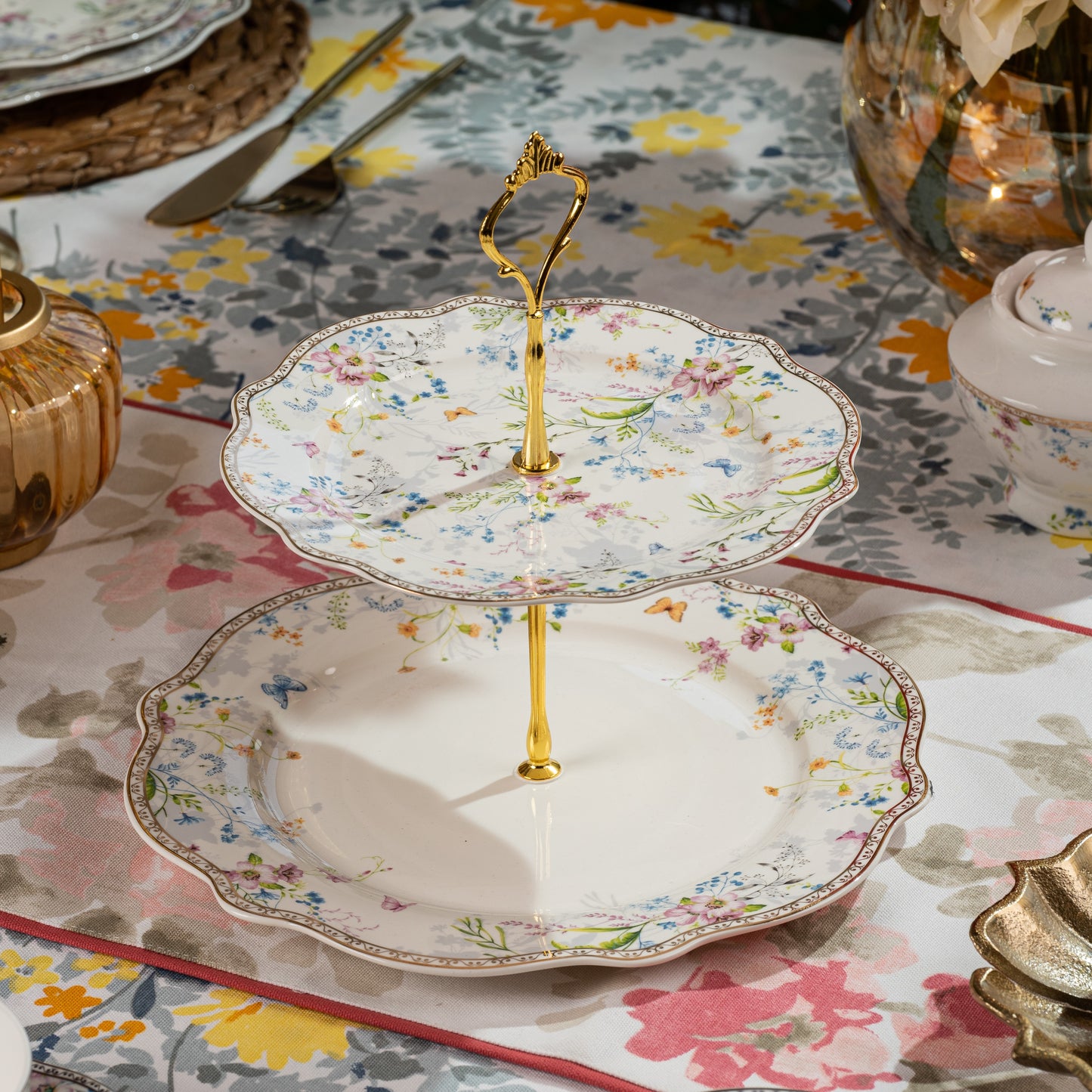 Flower Bed Two Tier Dessert Stand - Vigneto