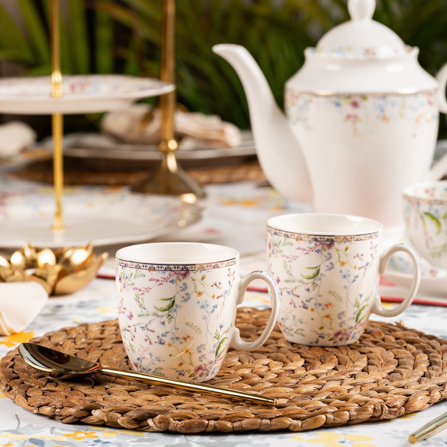 Flower Bed Mug Set (Capacity 170 ML, Set of 6) - Vigneto