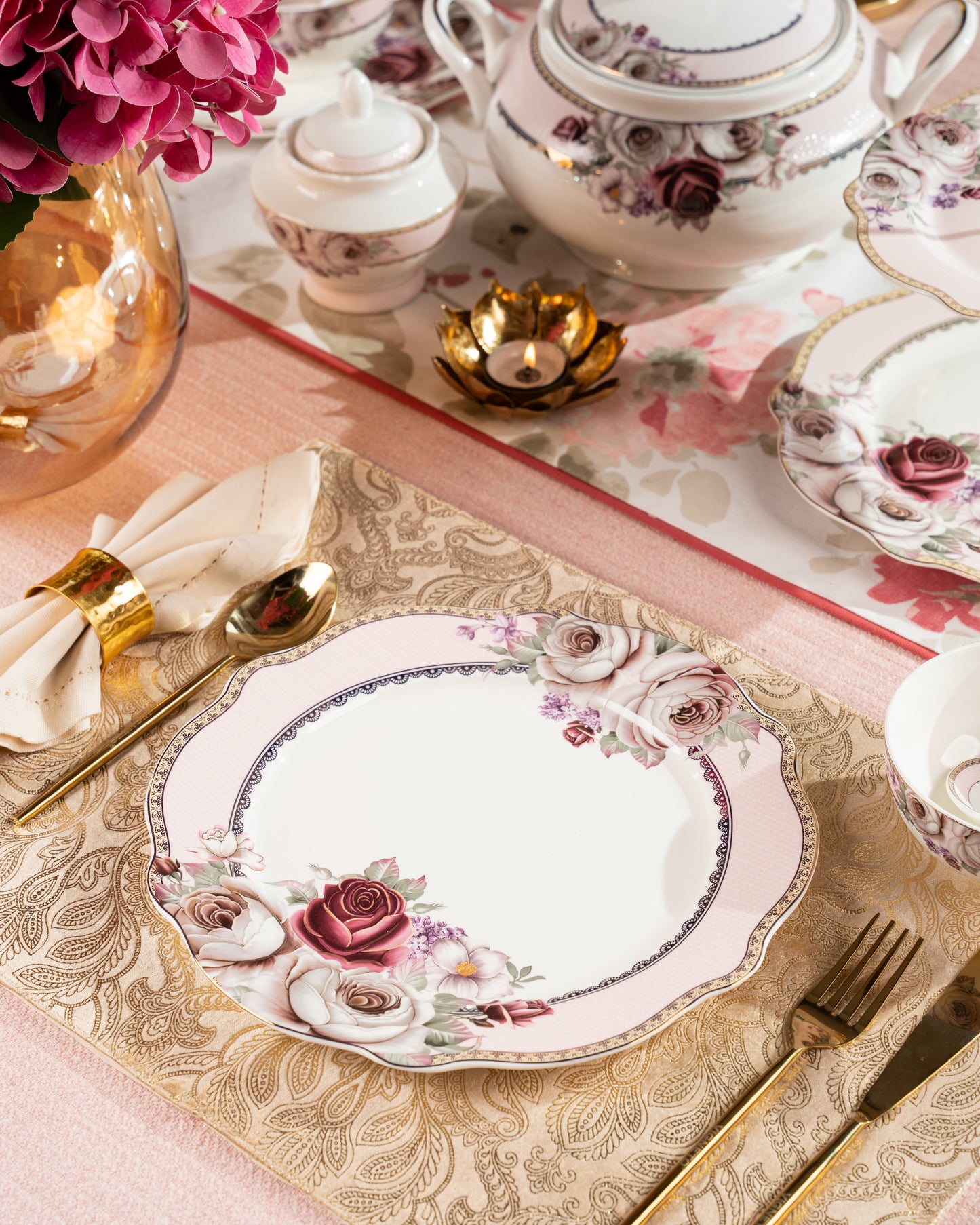 Rose Garden 51 Pcs Dinner Set - Vigneto