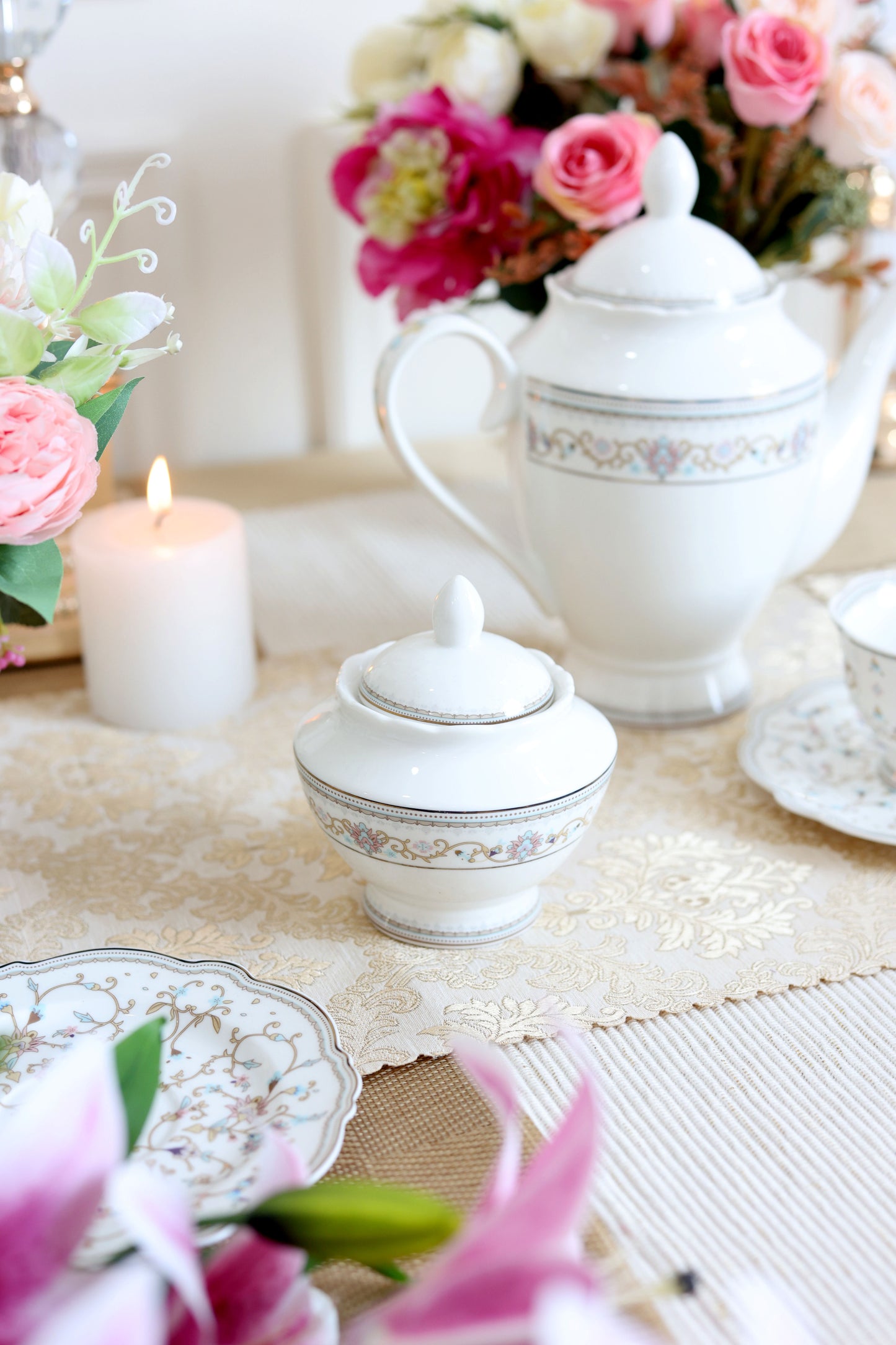 White Pattern 15 Pcs Tea Set (Vintage Collection)