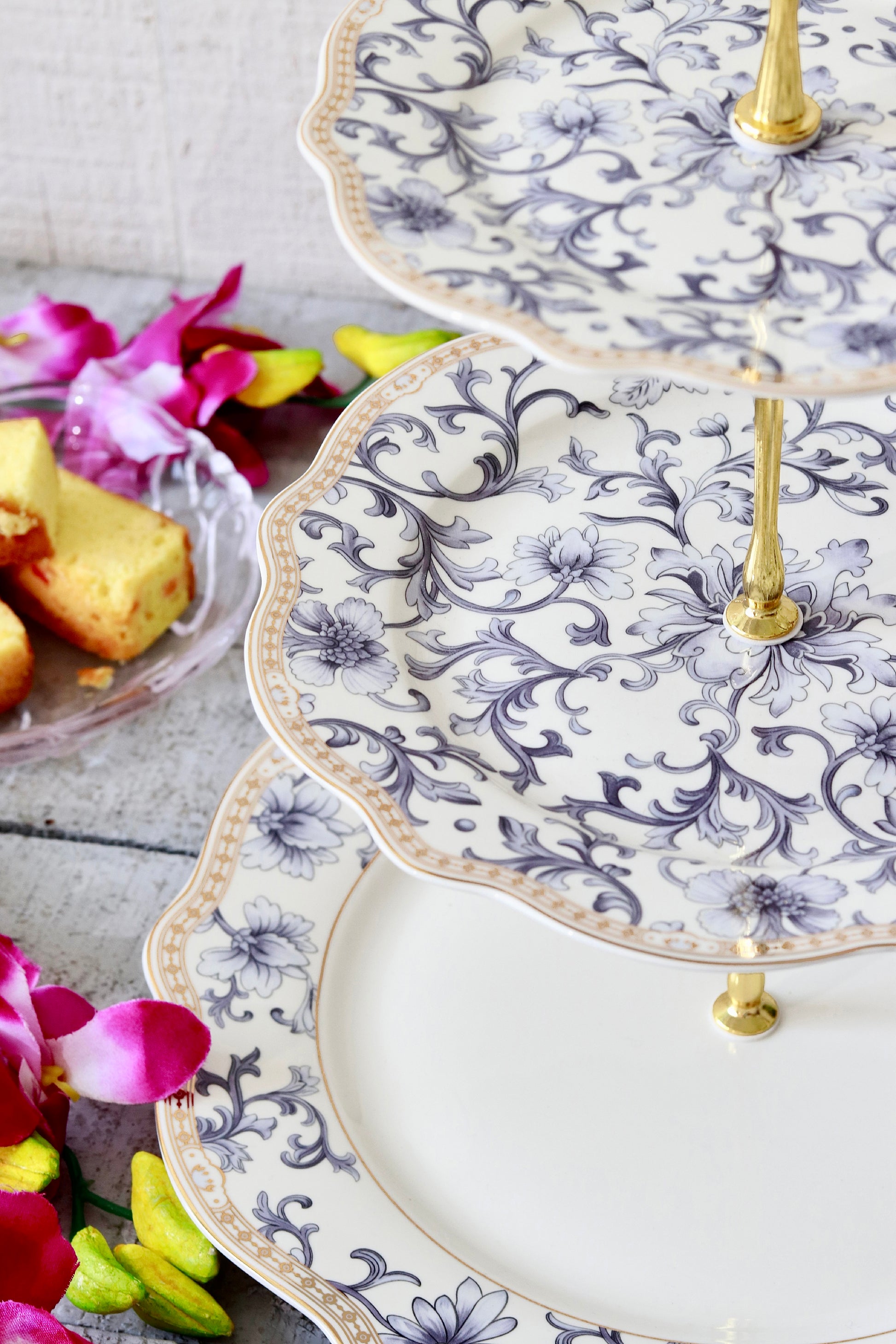 Royal Blue Three Tier Dessert Stand - Vigneto