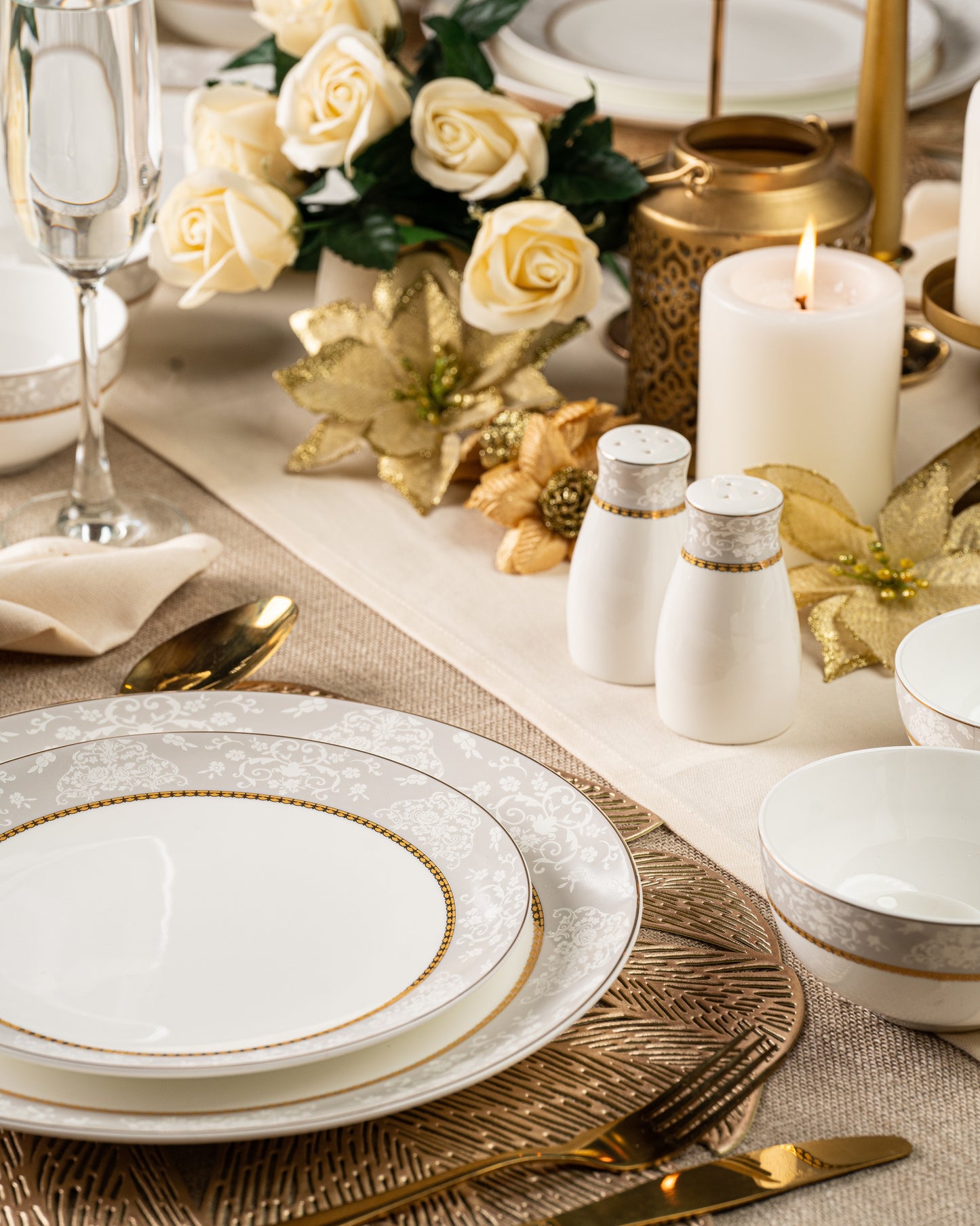 Fleur in Grey 36 Pcs Dinner Set - Vigneto