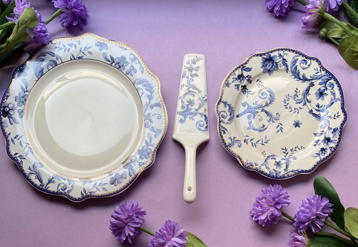Midnight Blue Snack Set (1 Serving Plate, 6 Quarter Plates, 1 Server) - Vigneto