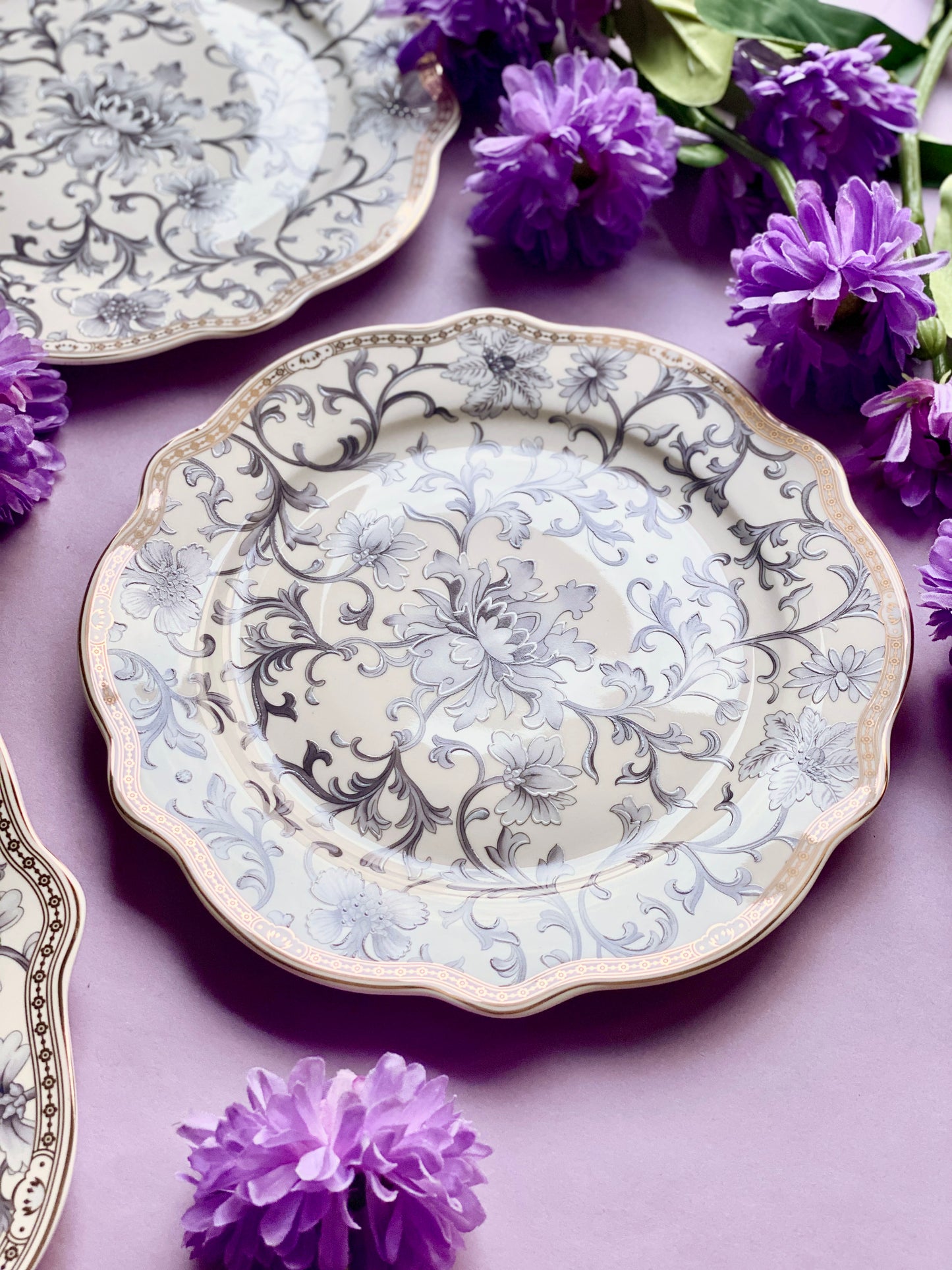 Royal Blue Snack Set (1 Serving Plate, 6 Quarter Plates, 1 Server) - Vigneto