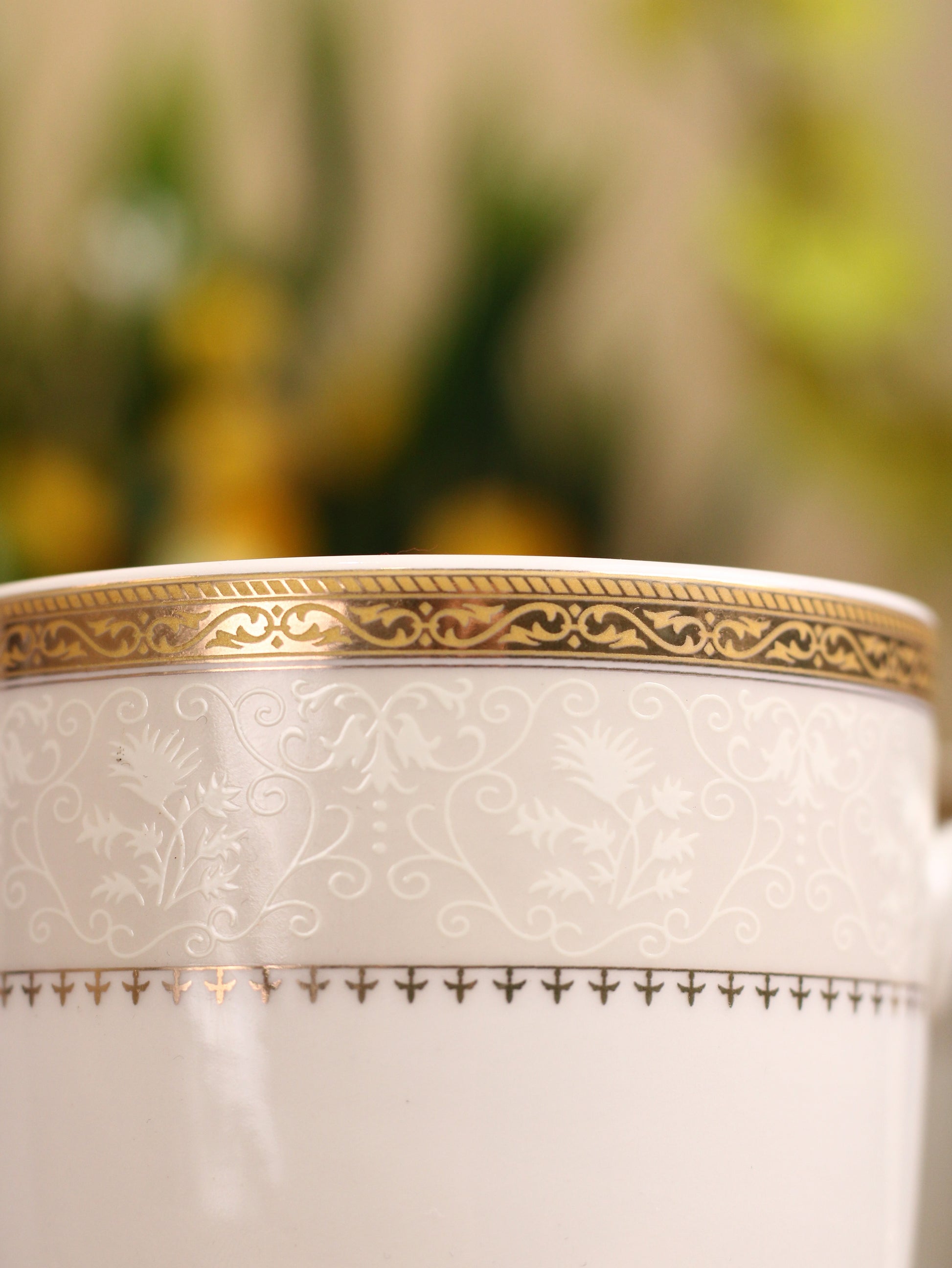 Crème Gold Coffee Mugs (Set of 2, 300 ML) - Vigneto