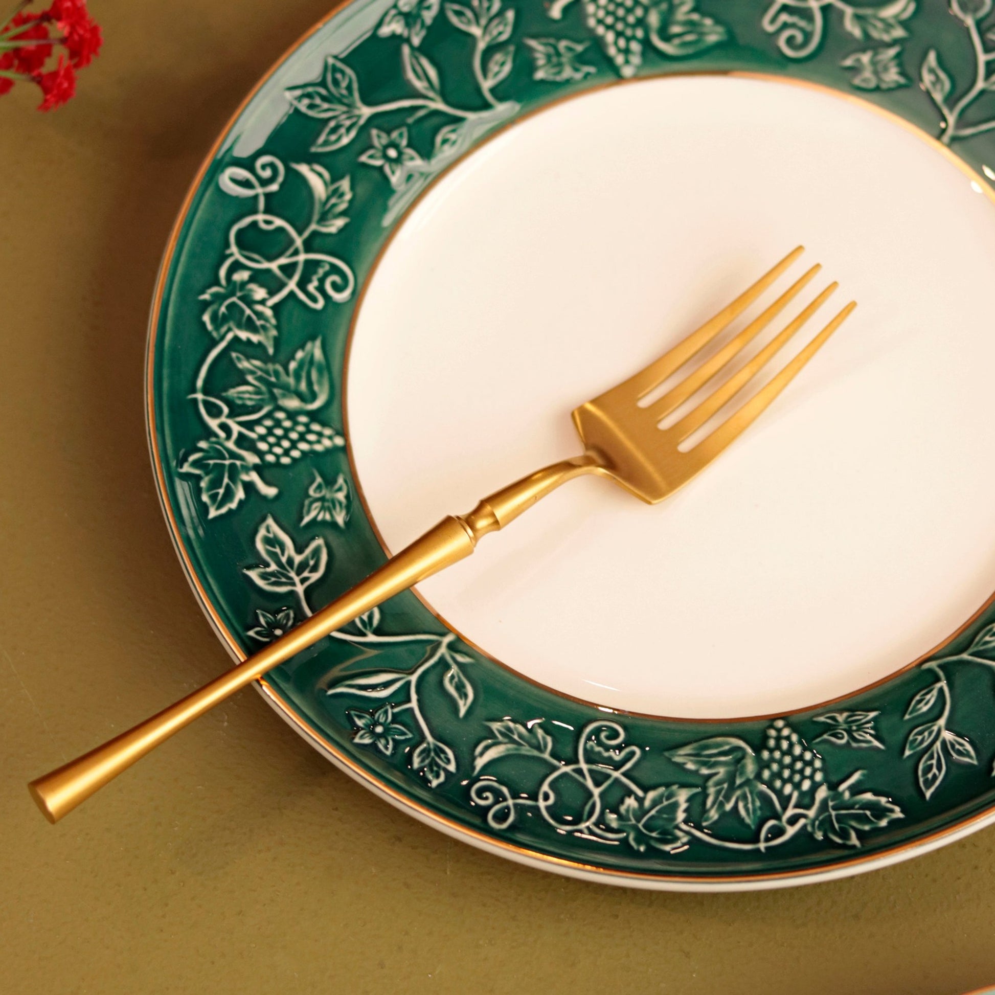 Grecian Table Fork (Matt Gold Finish, Set of 6) - Vigneto