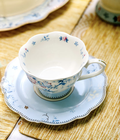 Spring Meadows Cup and Saucer Set (Vintage Collection, 6 Cups and 6 Saucers) - Vigneto