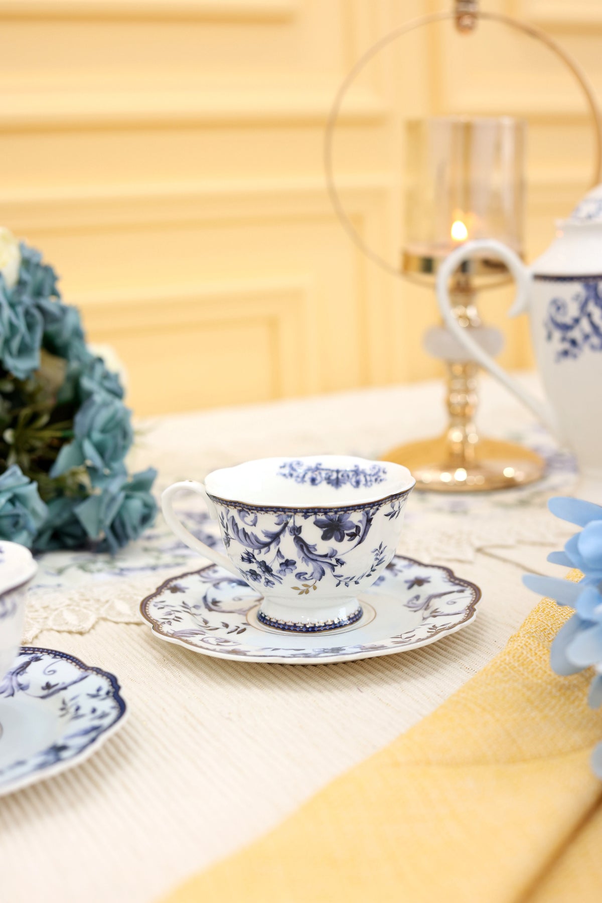 Midnight Blue Cup and Saucer Set (Vintage Collection, 6 Cups and 6 Saucers)