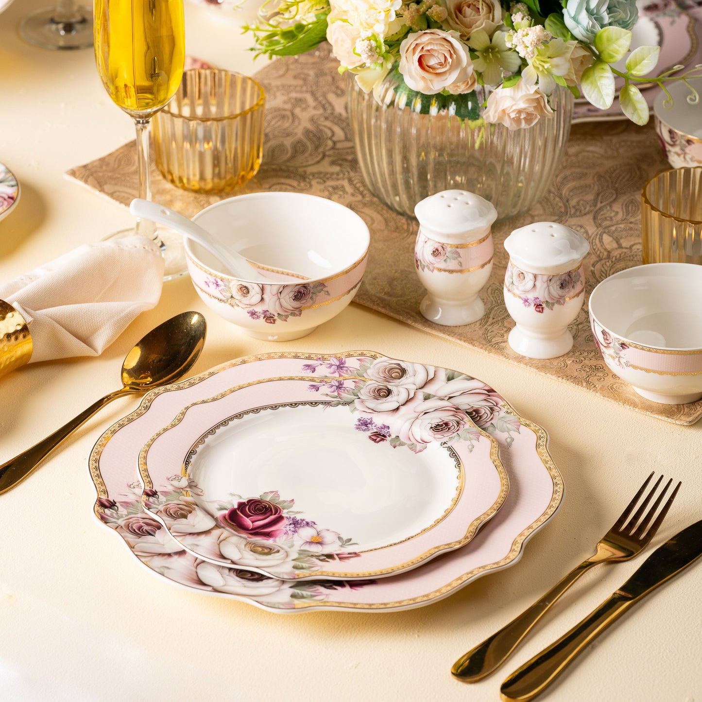 Rose Garden 36 Pcs Dinner Set - Vigneto