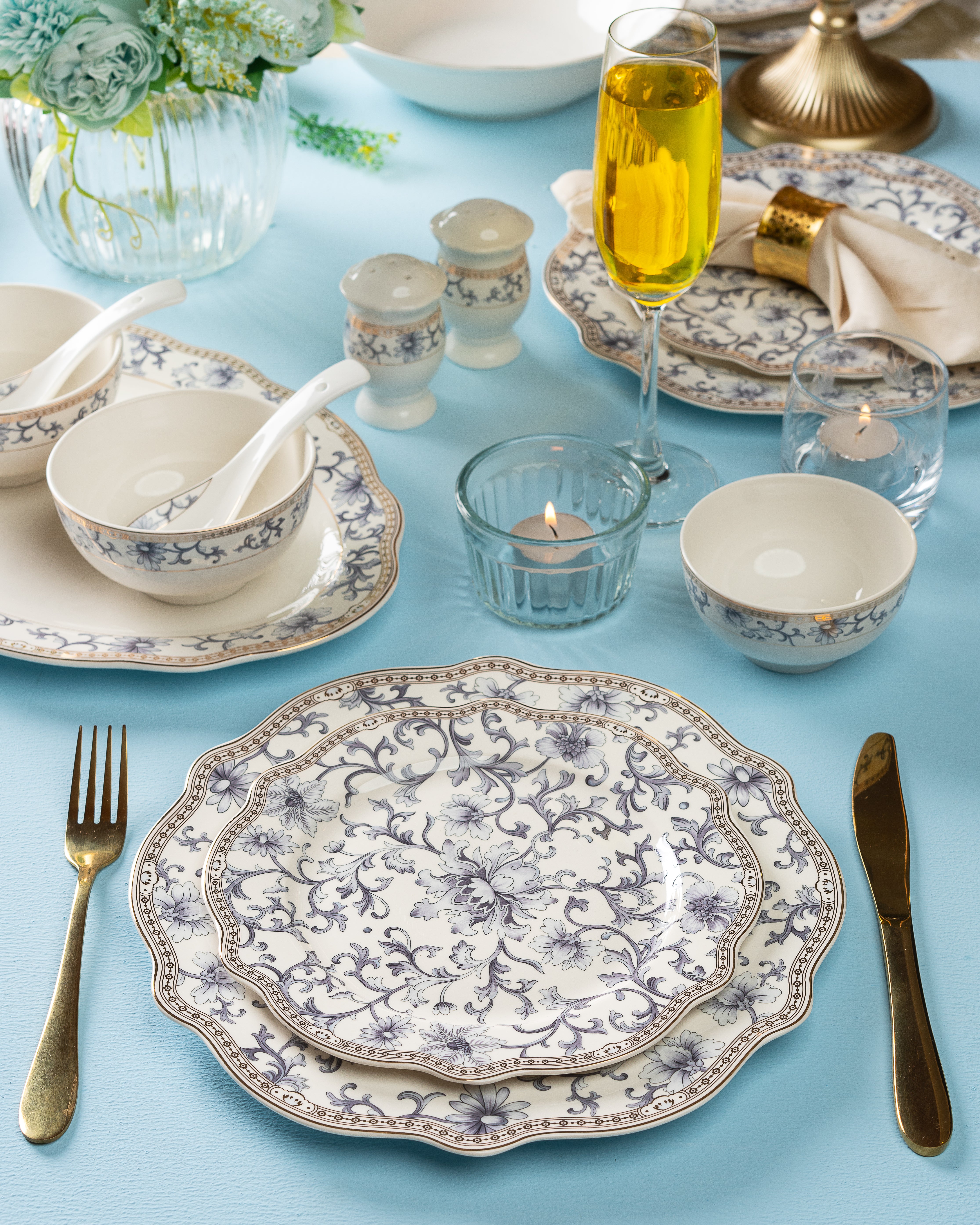 Blue and shop white dinner service