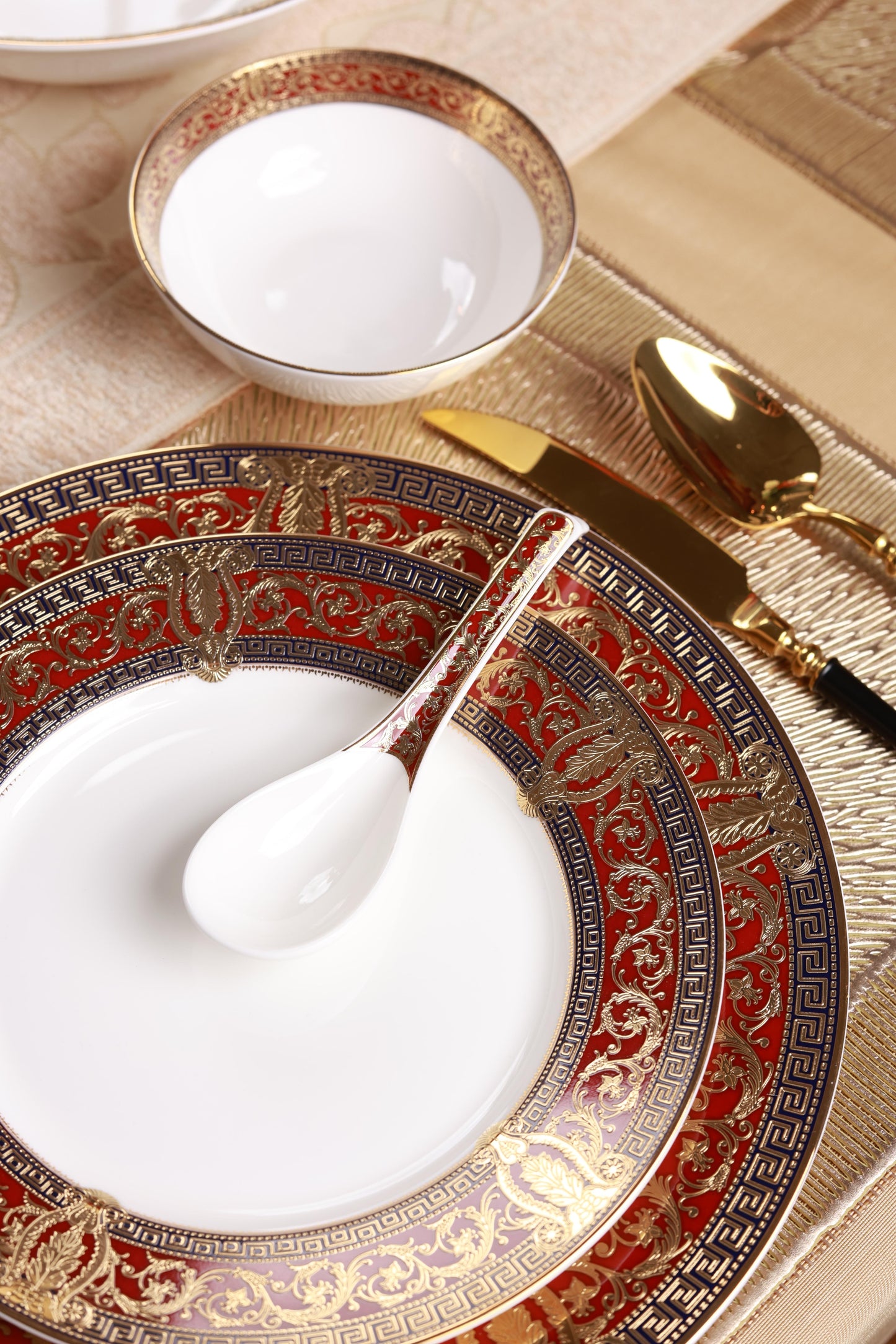 Crown Imperial 36 Pcs Dinner Set (Palace Collection, 24K Embossed Gold)