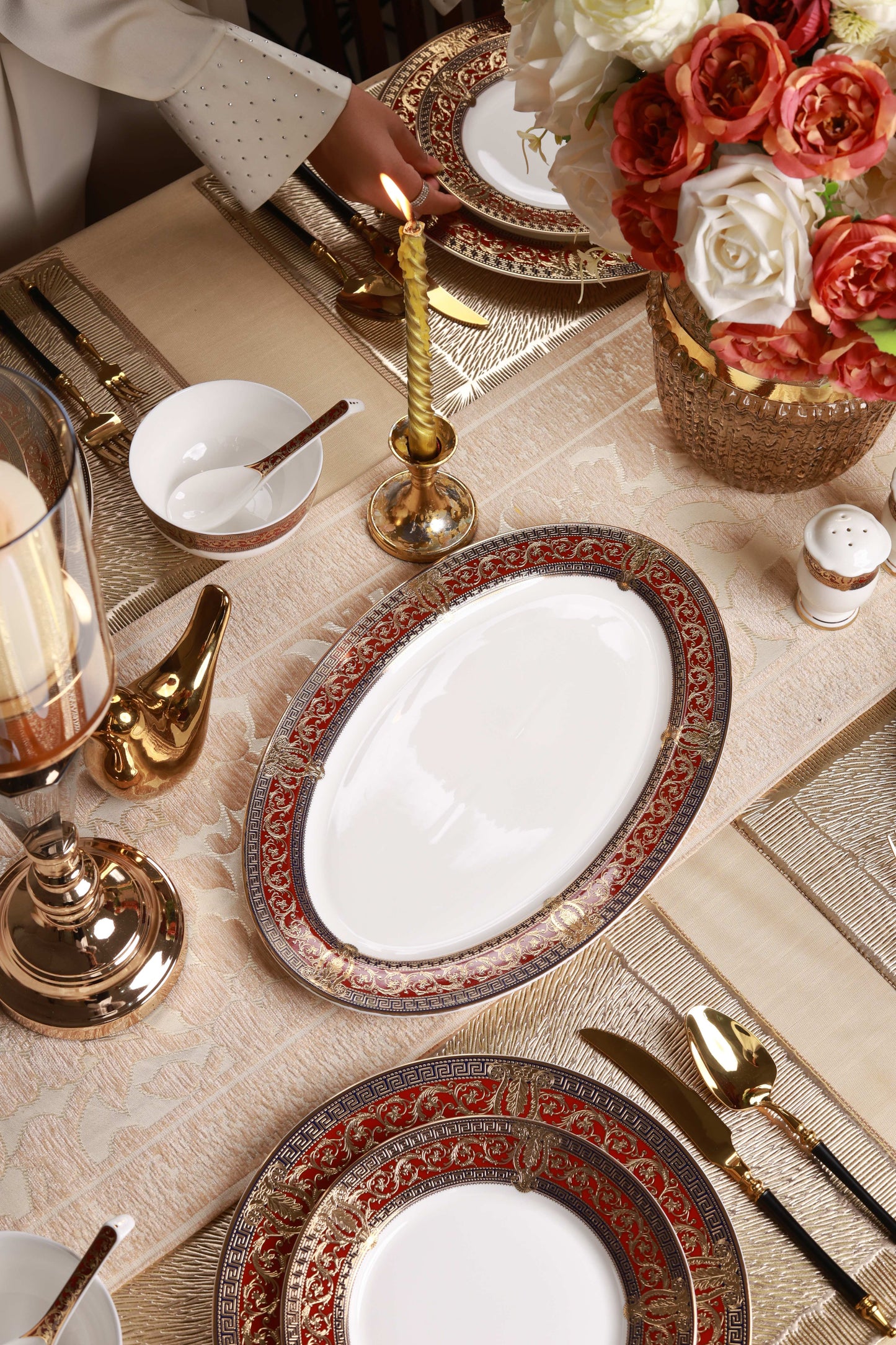 Crown Imperial 36 Pcs Dinner Set (Palace Collection, 24K Embossed Gold)