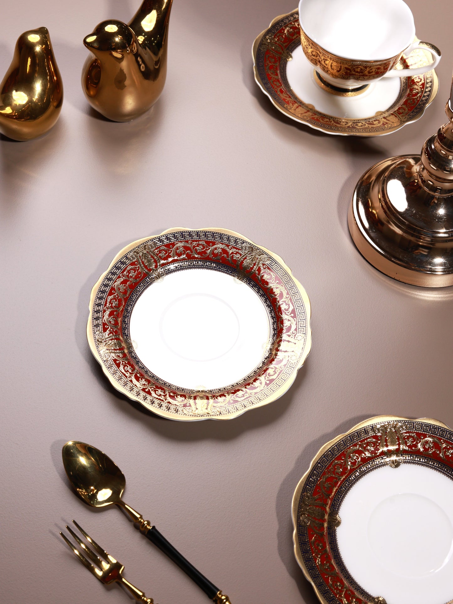 Crown Imperial Cup and Saucer Set (Set of 6, Palace Collection, 24K Embossed Gold)