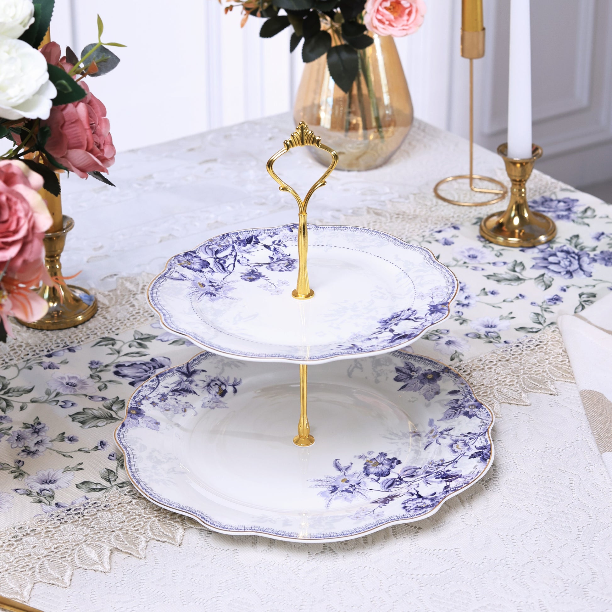 Jardin de Jouy Two Tier Dessert Stand - Vigneto