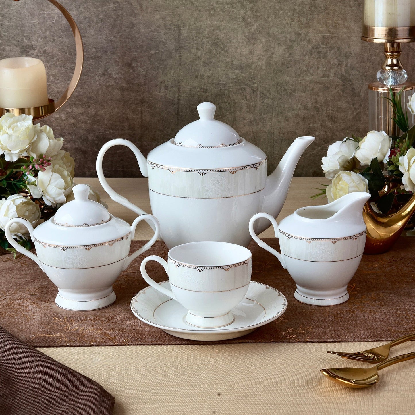 Parisian Gold 15 Pcs Tea Set