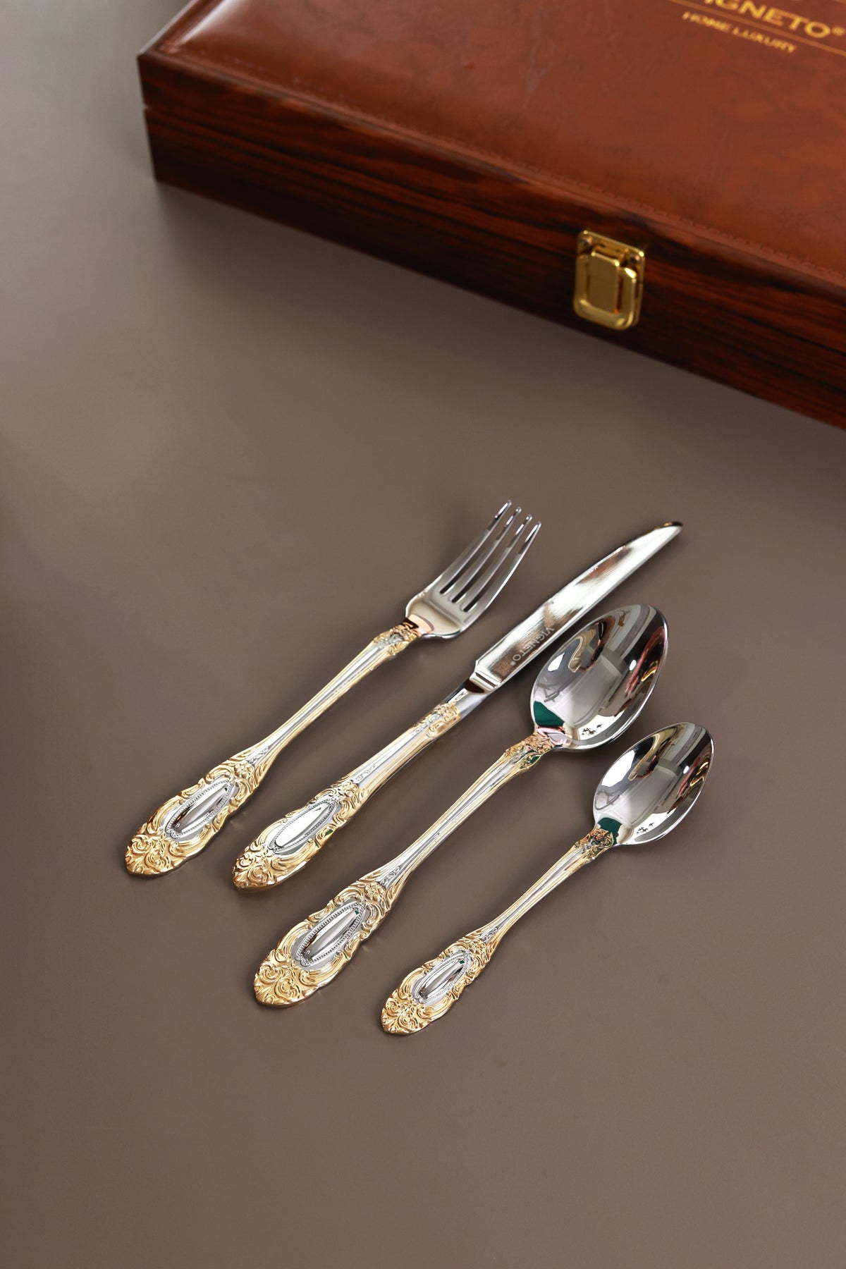 Regal Medallion 24 Pcs Cutlery Set (Palace Collection, 24K Gold Plated)