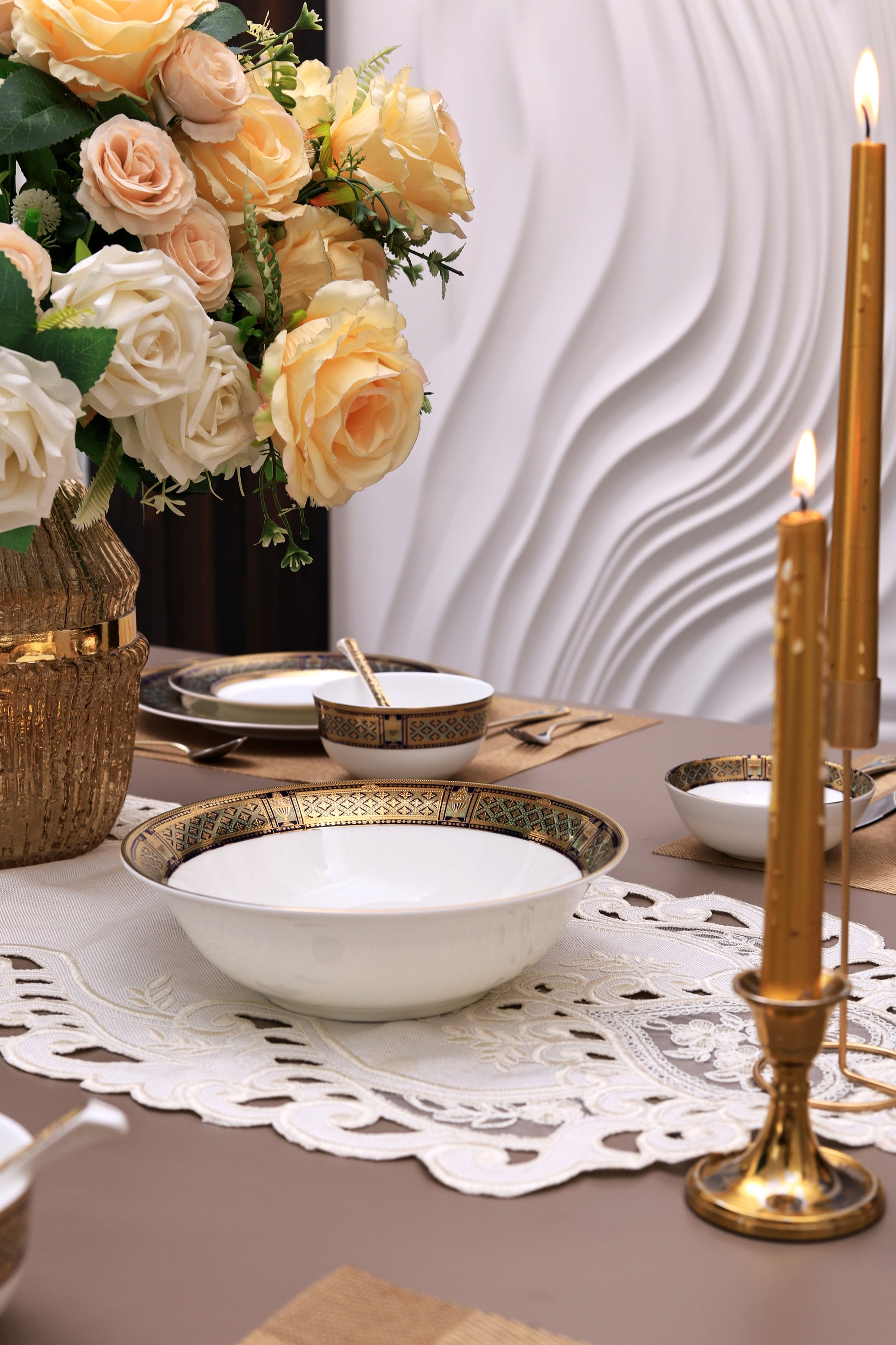 Tresor du Palais 42 Pcs Dinner Set (Palace Collection, 24K Embossed Gold) - Vigneto