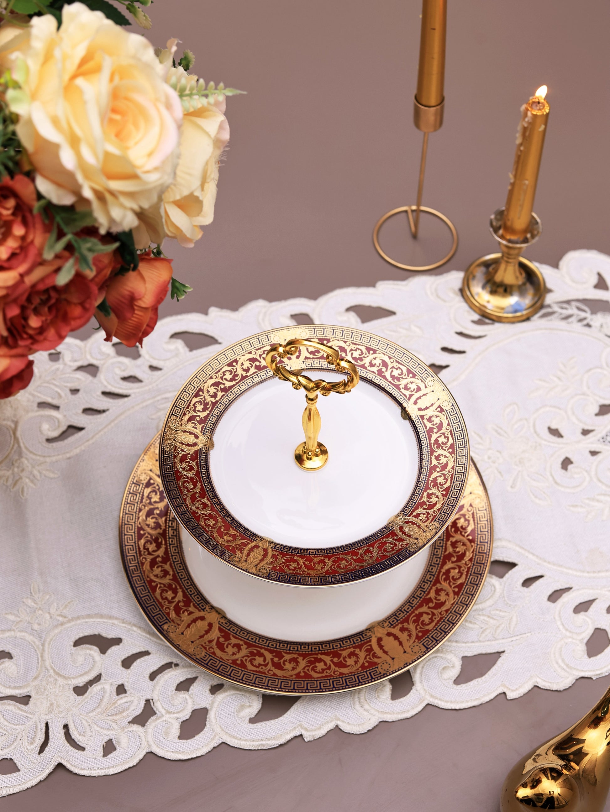 Crown Imperial Two Tier Dessert Stand (Palace Collection, 24K Embossed Gold) - Vigneto