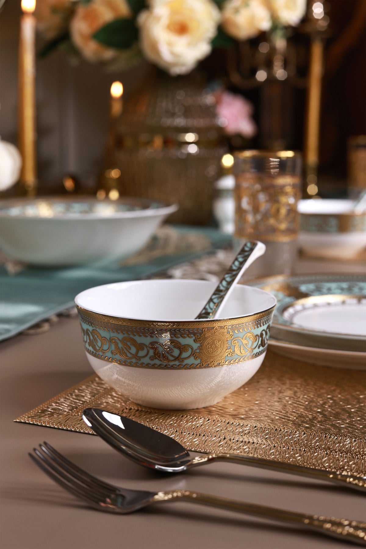 Rococo Majeste 42 Pcs Dinner Set (Palace Collection, 24K Embossed Gold)