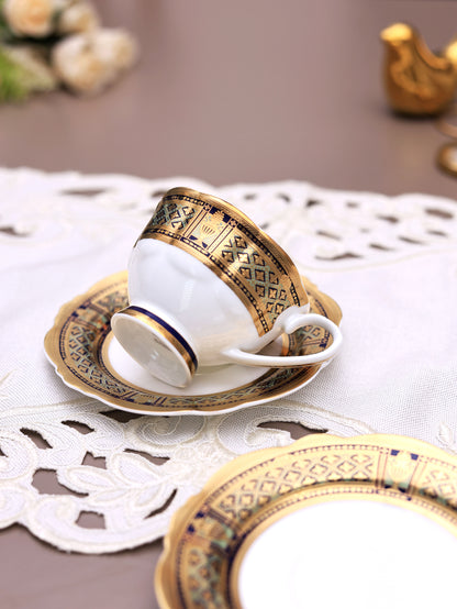 Tresor du Palais Cup and Saucer Set (Set of 6, Palace Collection, 24K Embossed Gold) - Vigneto