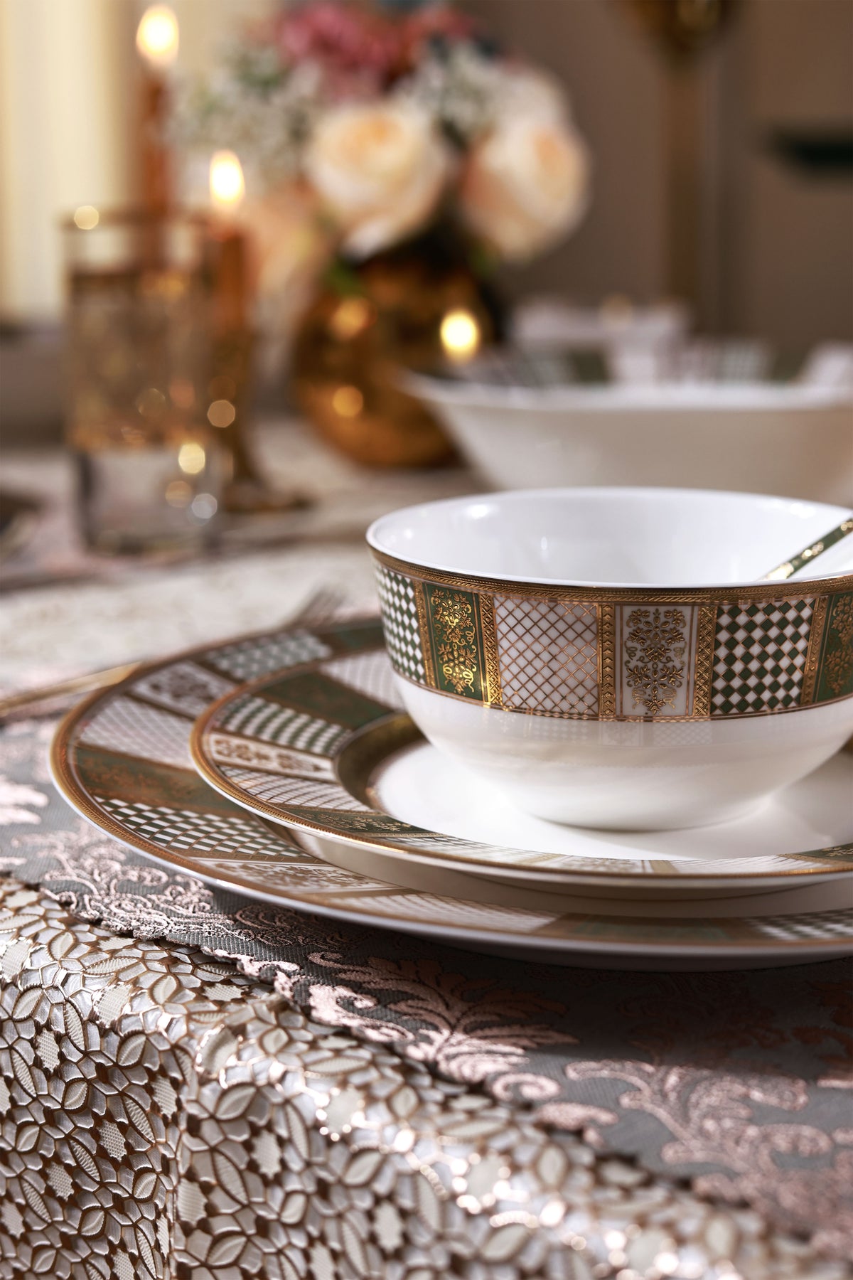 Emerald d'Or 42 Pcs Dinner Set (Palace Collection, 24K Embossed Gold)