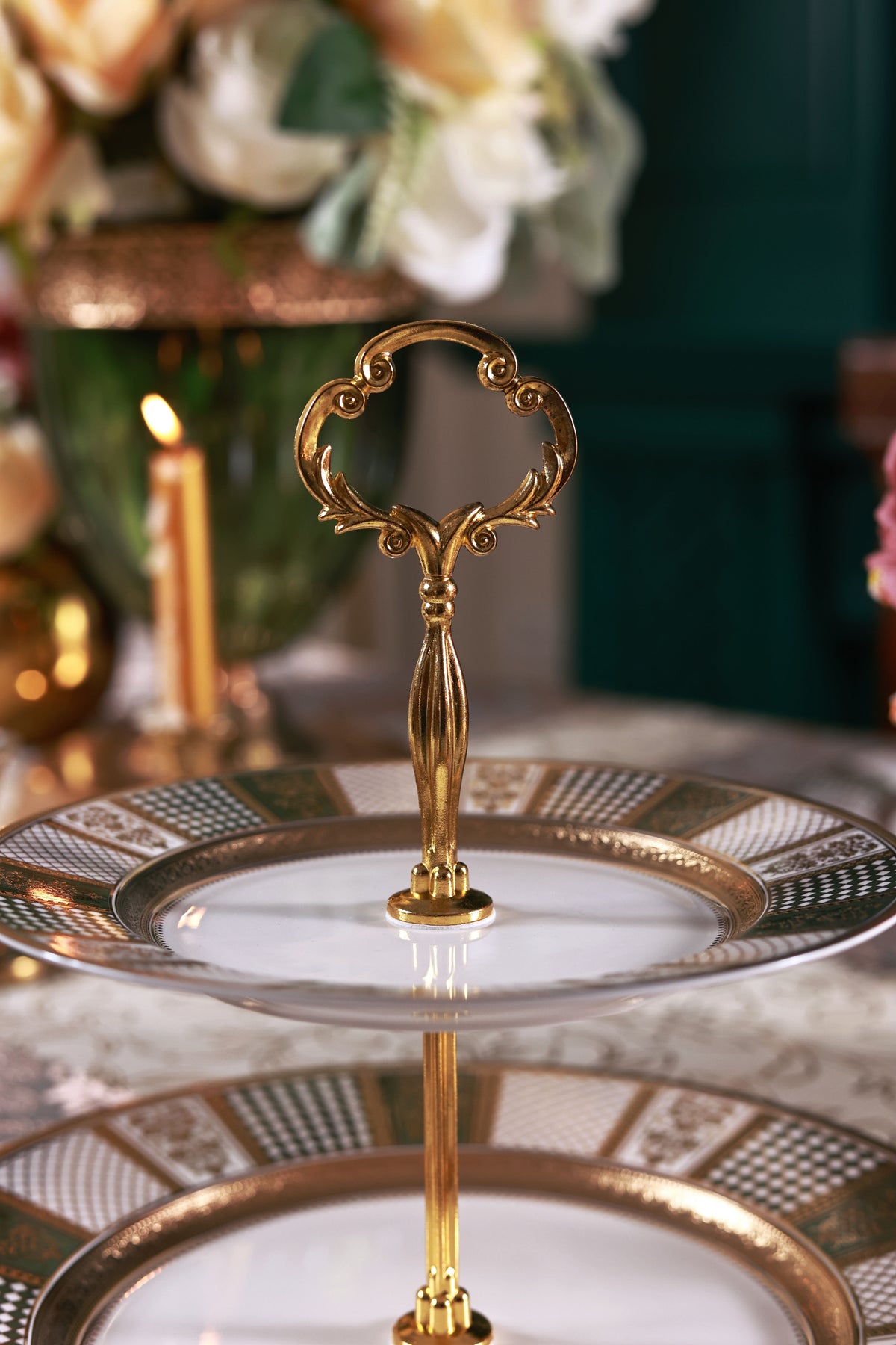 Emerald d'Or Two Tier Dessert Stand (Palace Collection, 24K Embossed Gold)