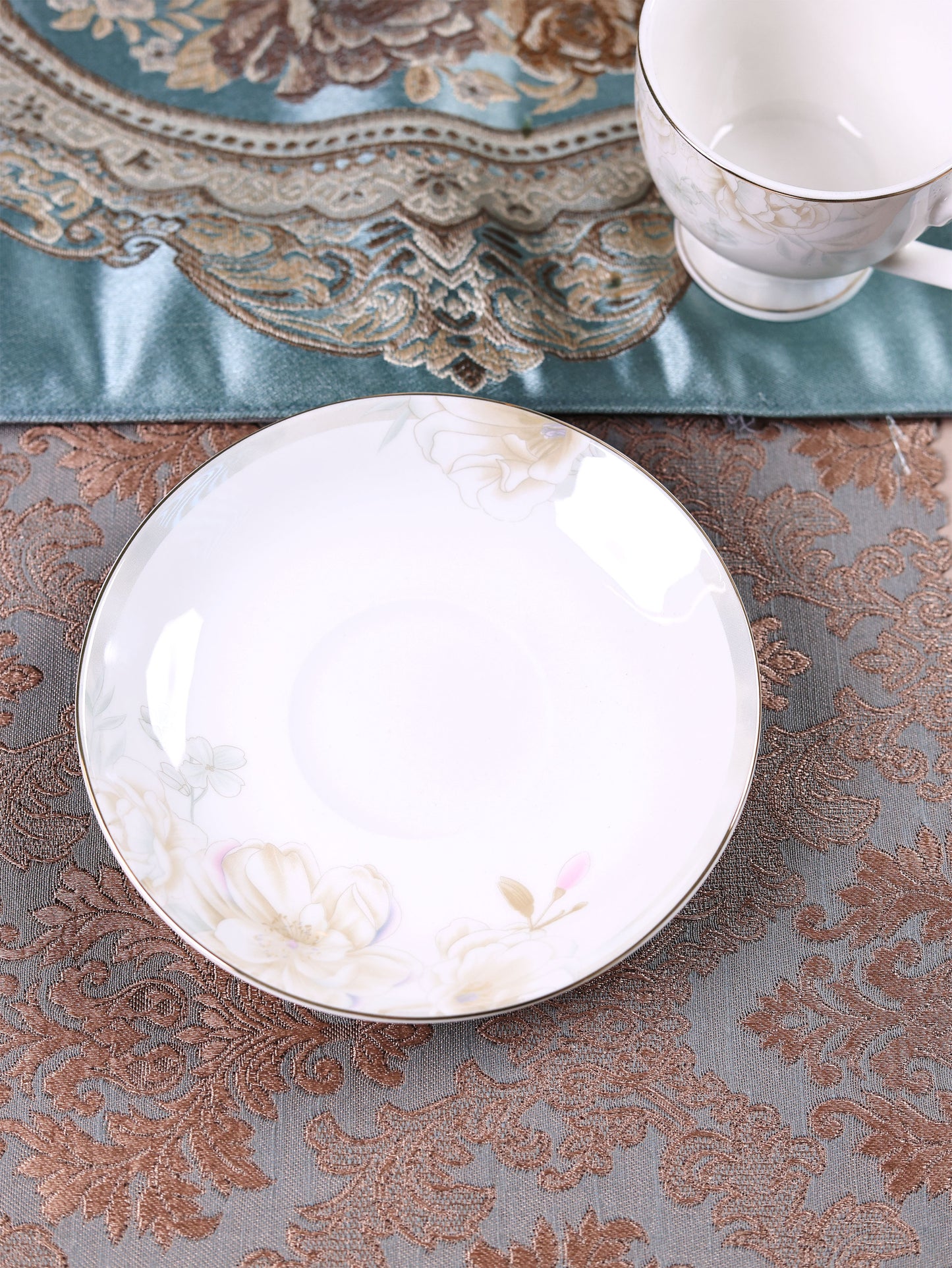 Sage Blume 15 Pcs Tea Set - Vigneto