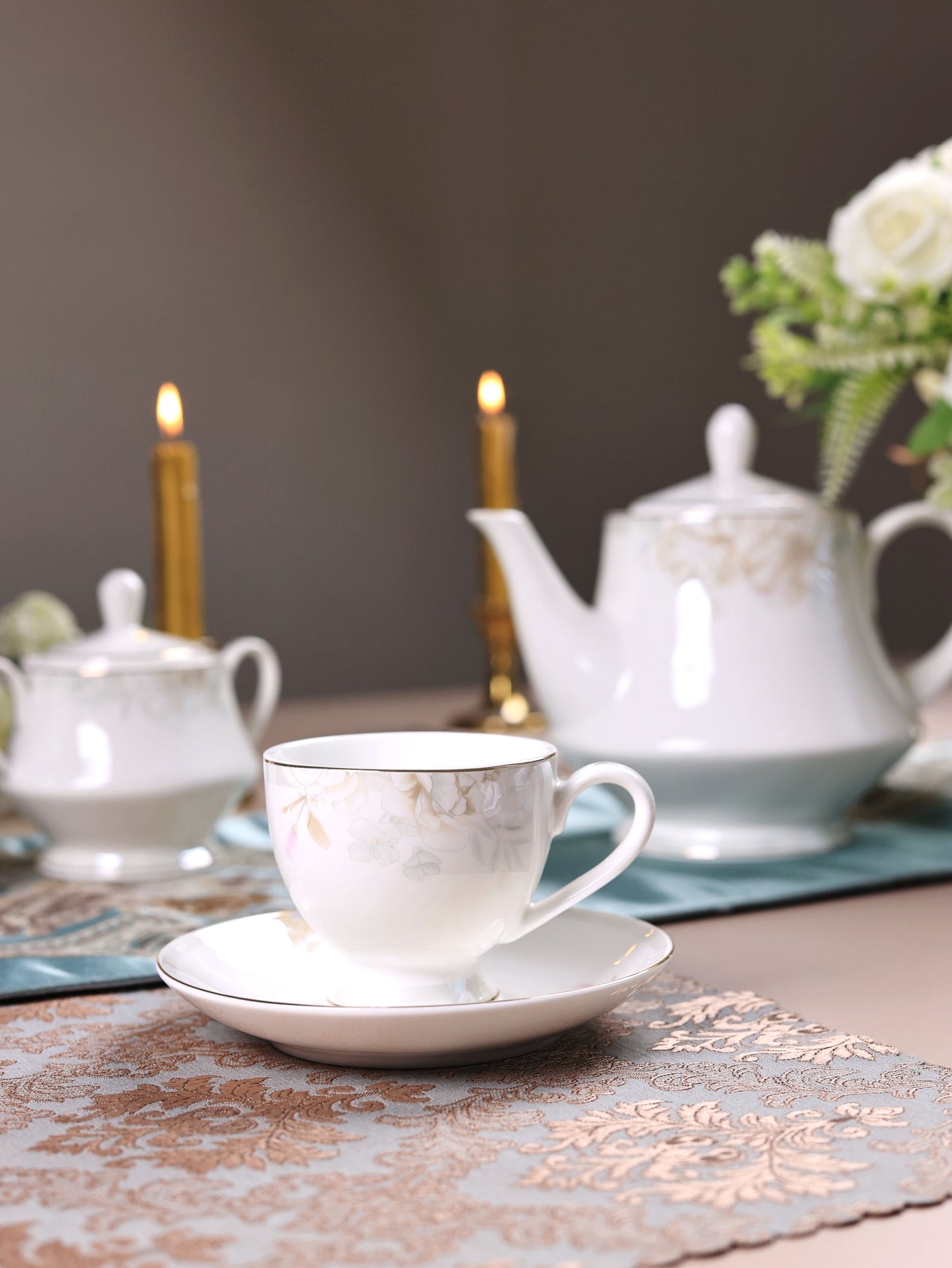 Sage Blume 15 Pcs Tea Set - Vigneto