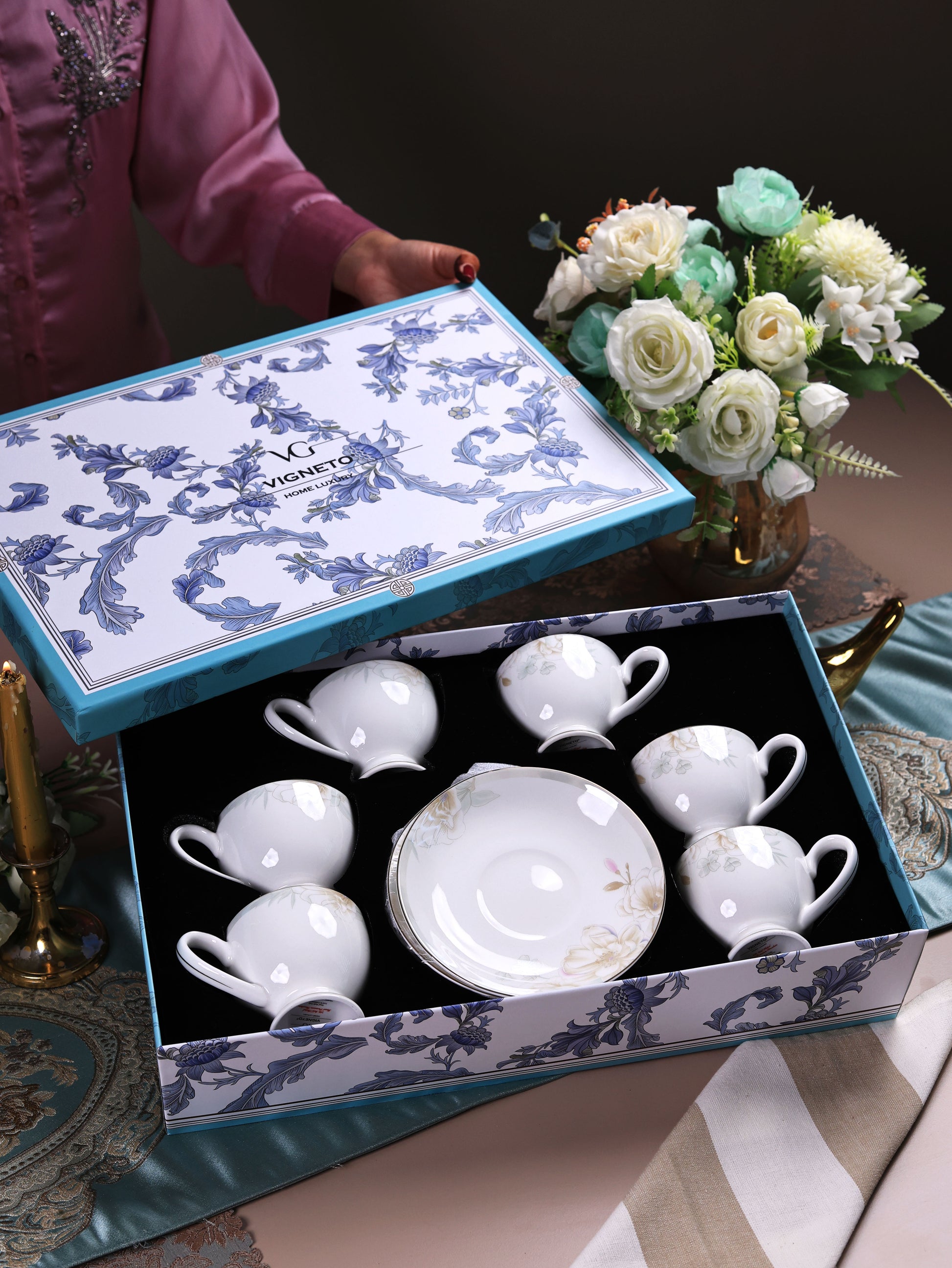 Sage Blume Cup and Saucer Set (6 Cups and 6 Saucers) - Vigneto