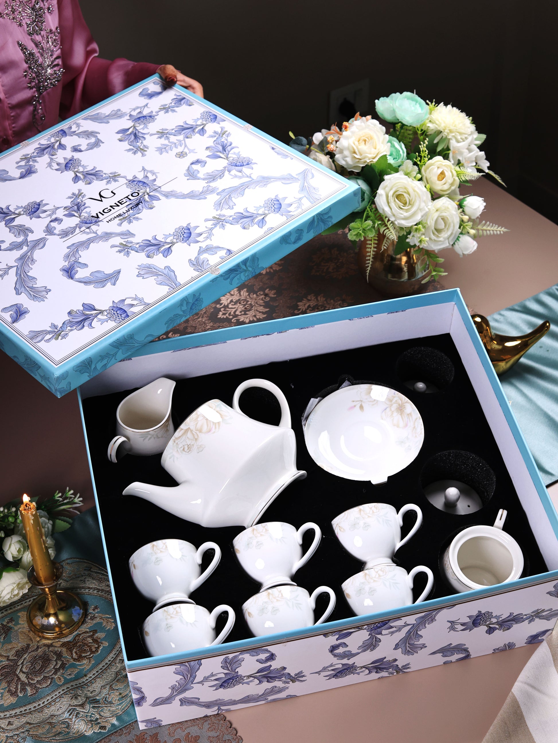 Sage Blume 15 Pcs Tea Set - Vigneto
