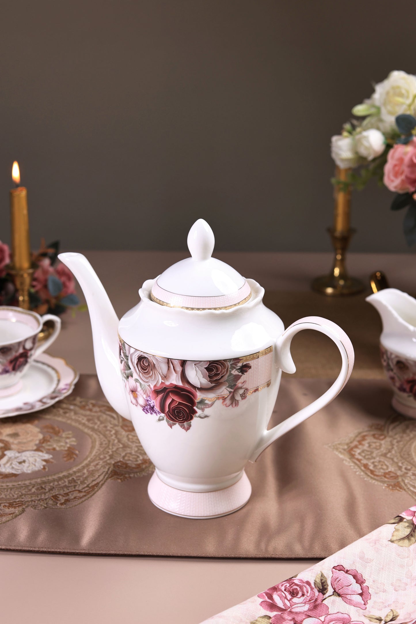 Rose Garden 15 Pcs Tea Set (Vintage Collection) - Vigneto