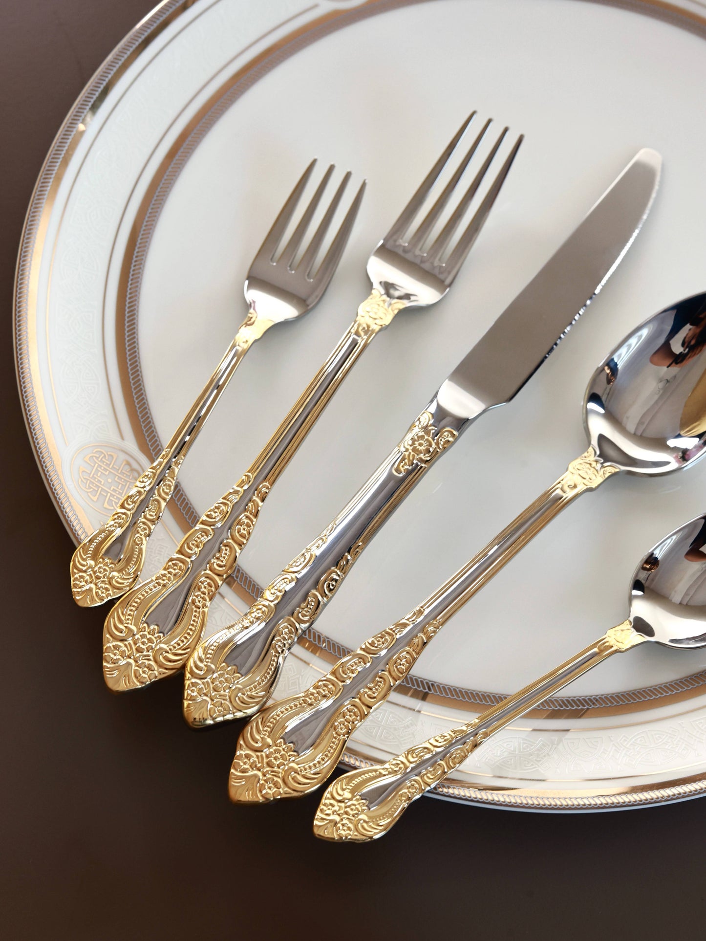Royal Crest 65 Pcs Cutlery Set (Palace Collection, 24K Gold Plated)