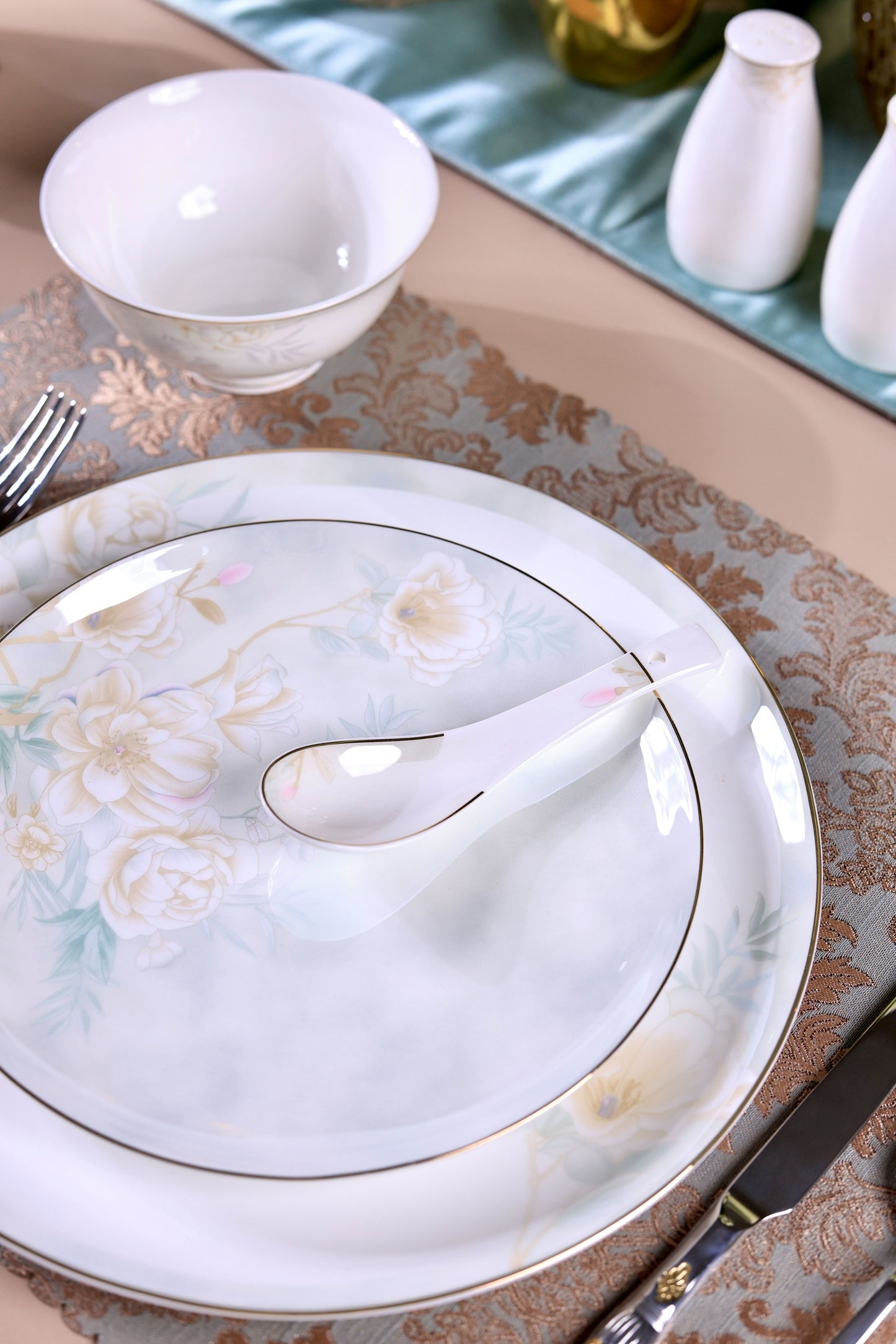 Sage Blume 60 Pcs Dinner Set - Vigneto