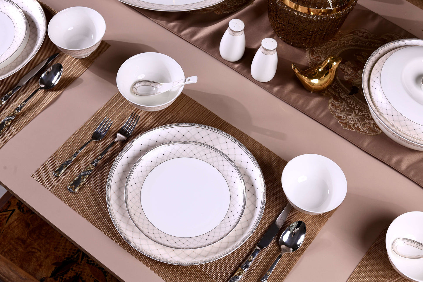 Rosé Champagne 44 Pcs Dinner Set - Vigneto