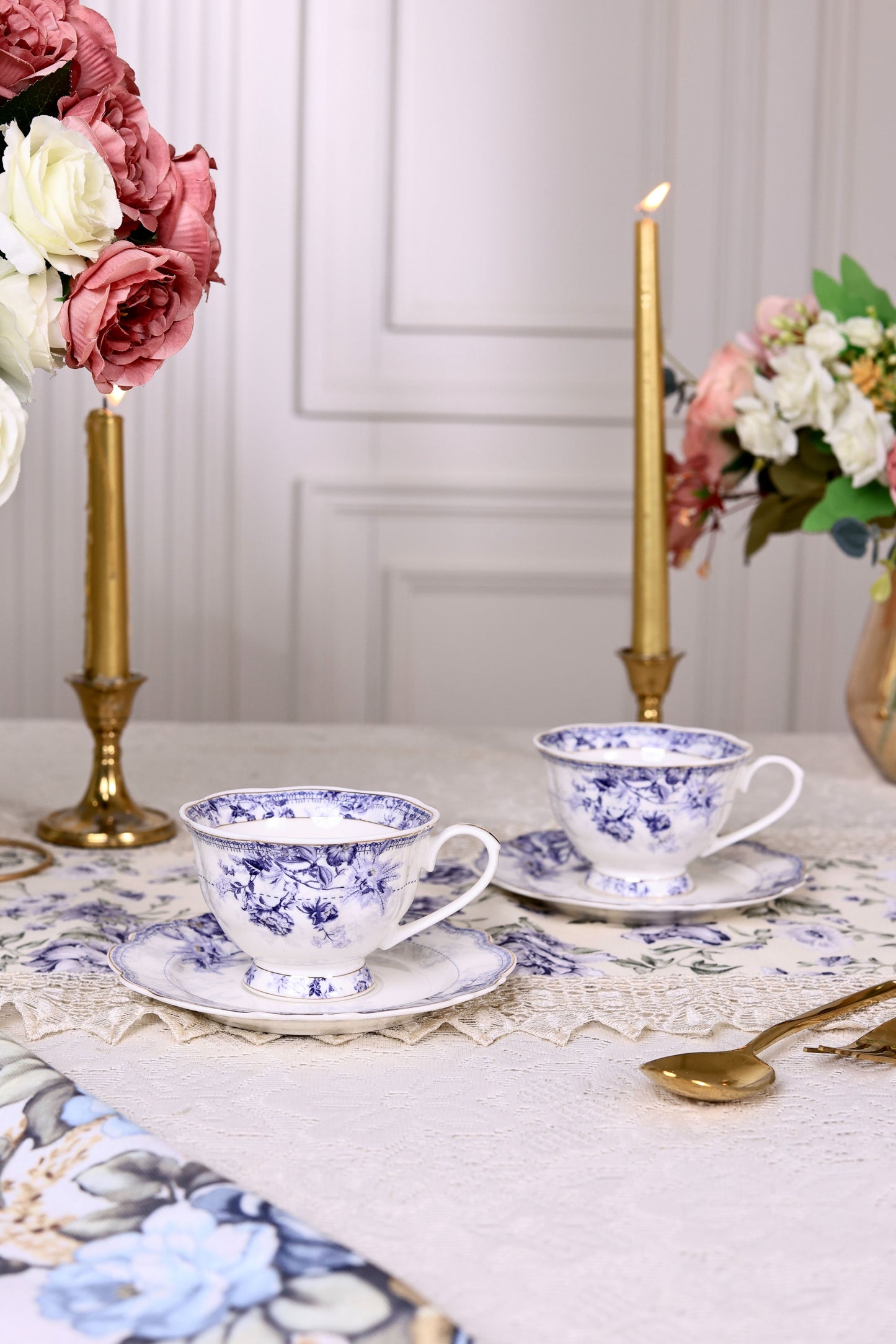 Jardin de Jouy Cup and Saucer Set (Vintage Collection, 6 Cups and 6 Saucers) - Vigneto