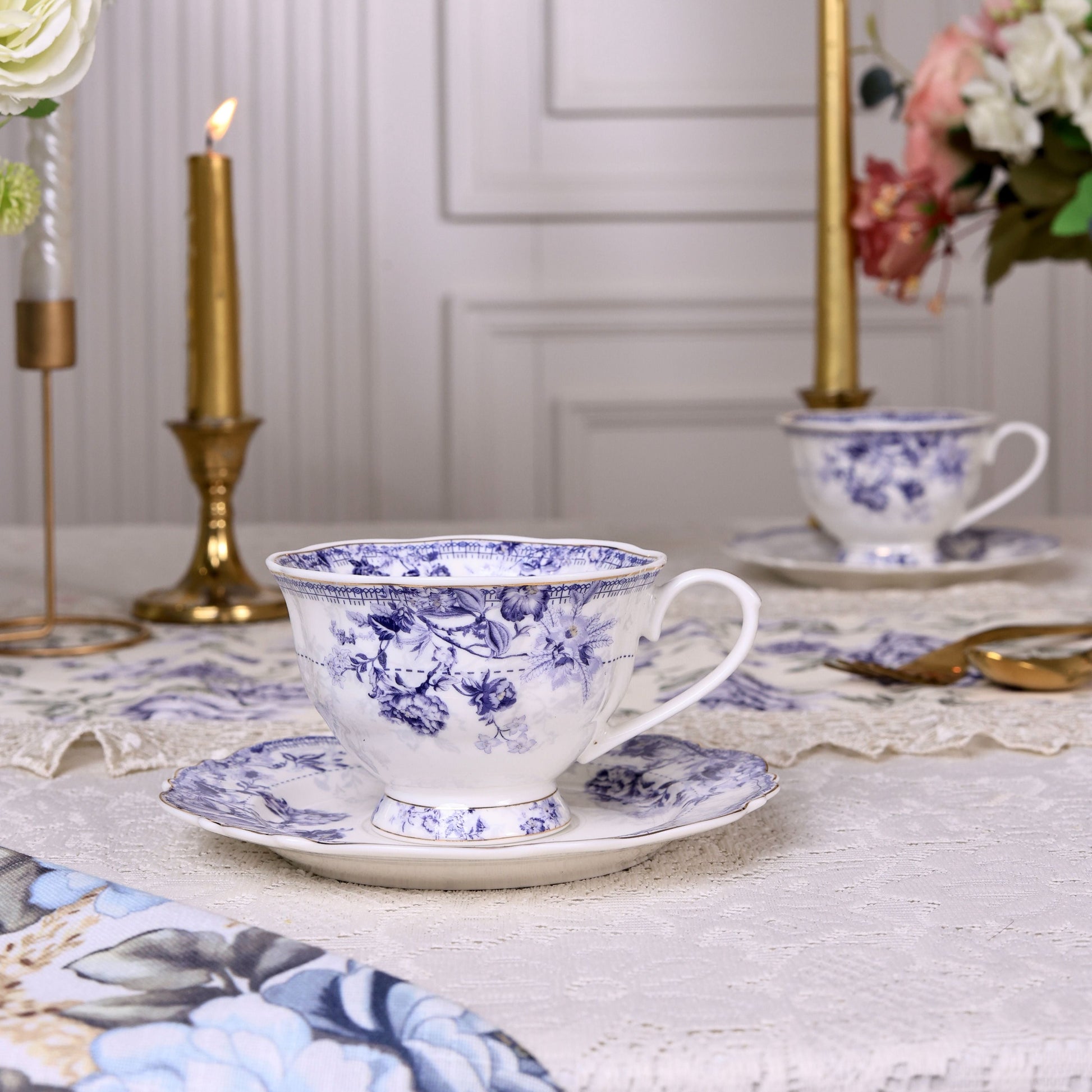 Jardin de Jouy Cup and Saucer Set (Vintage Collection, 6 Cups and 6 Saucers) - Vigneto