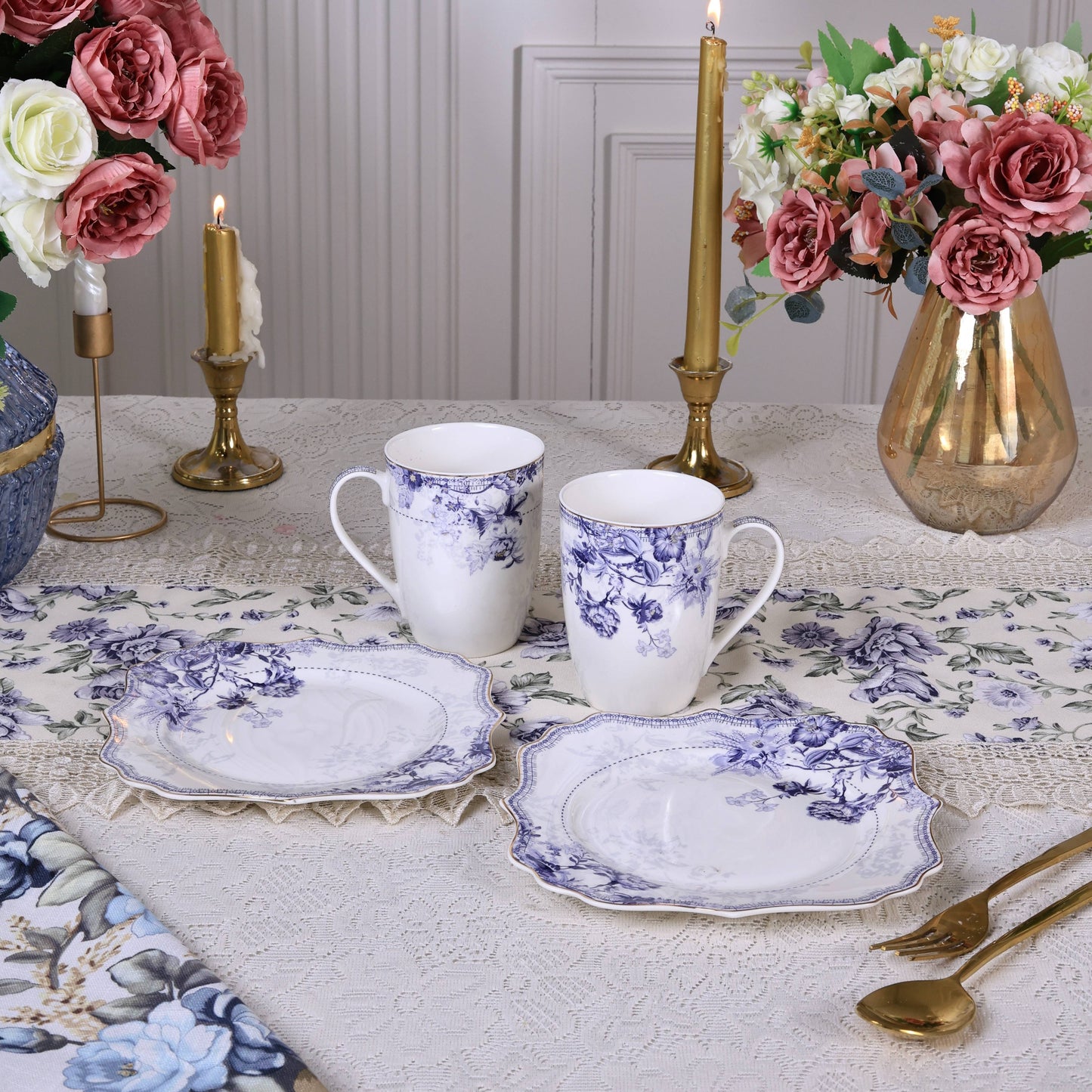 Jardin de Jouy Coffee Mugs with Snack Plates (4 Mugs and 4 Snack Plates)