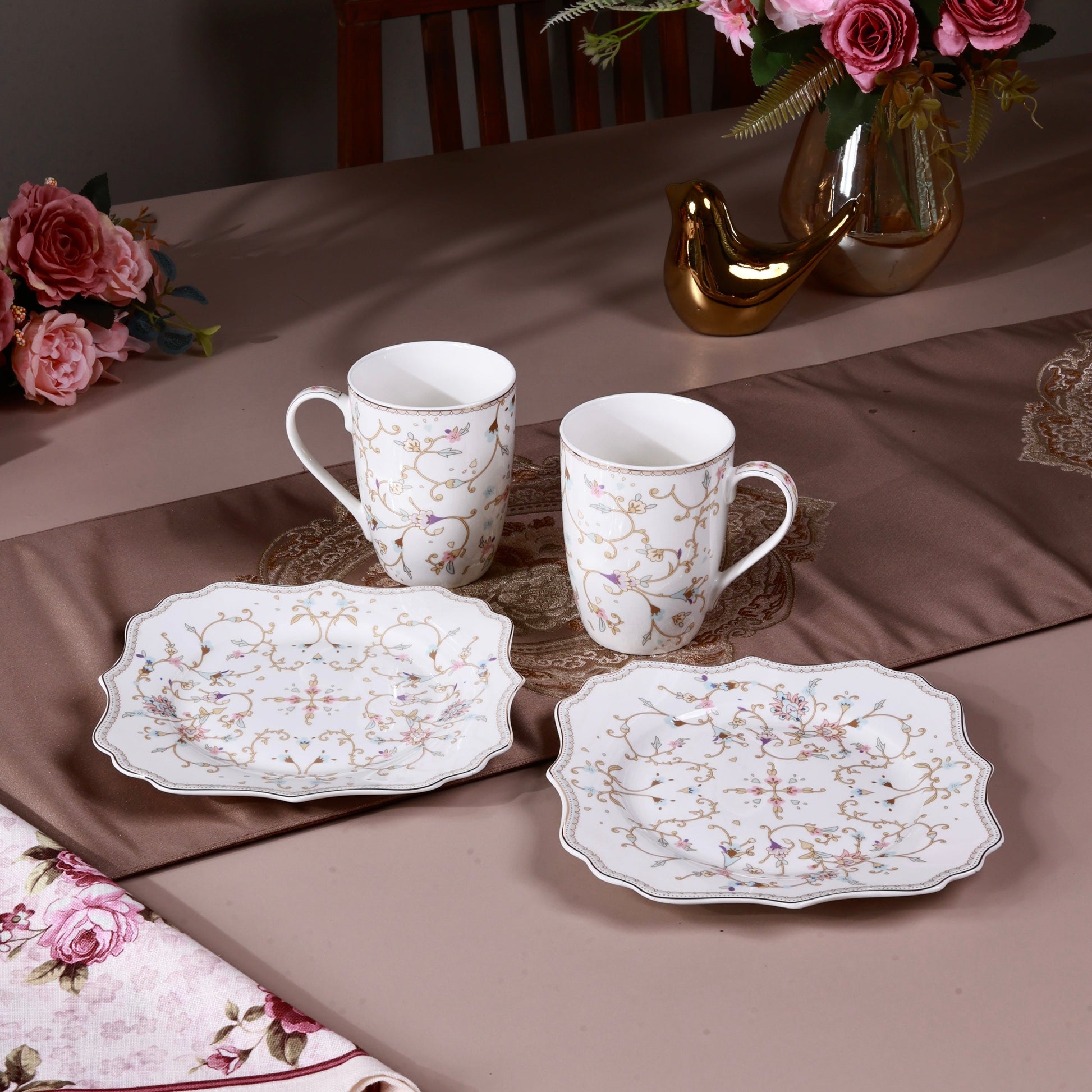 White Pattern Coffee Mugs with Snack Plates (4 Mugs and 4 Snack Plates) - Vigneto