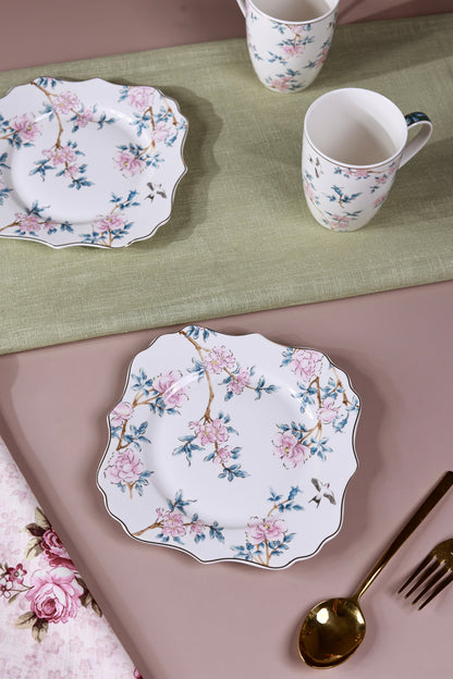 Victorian Green Coffee Mugs with Snack Plates (4 Mugs and 4 Snack Plates) - Vigneto