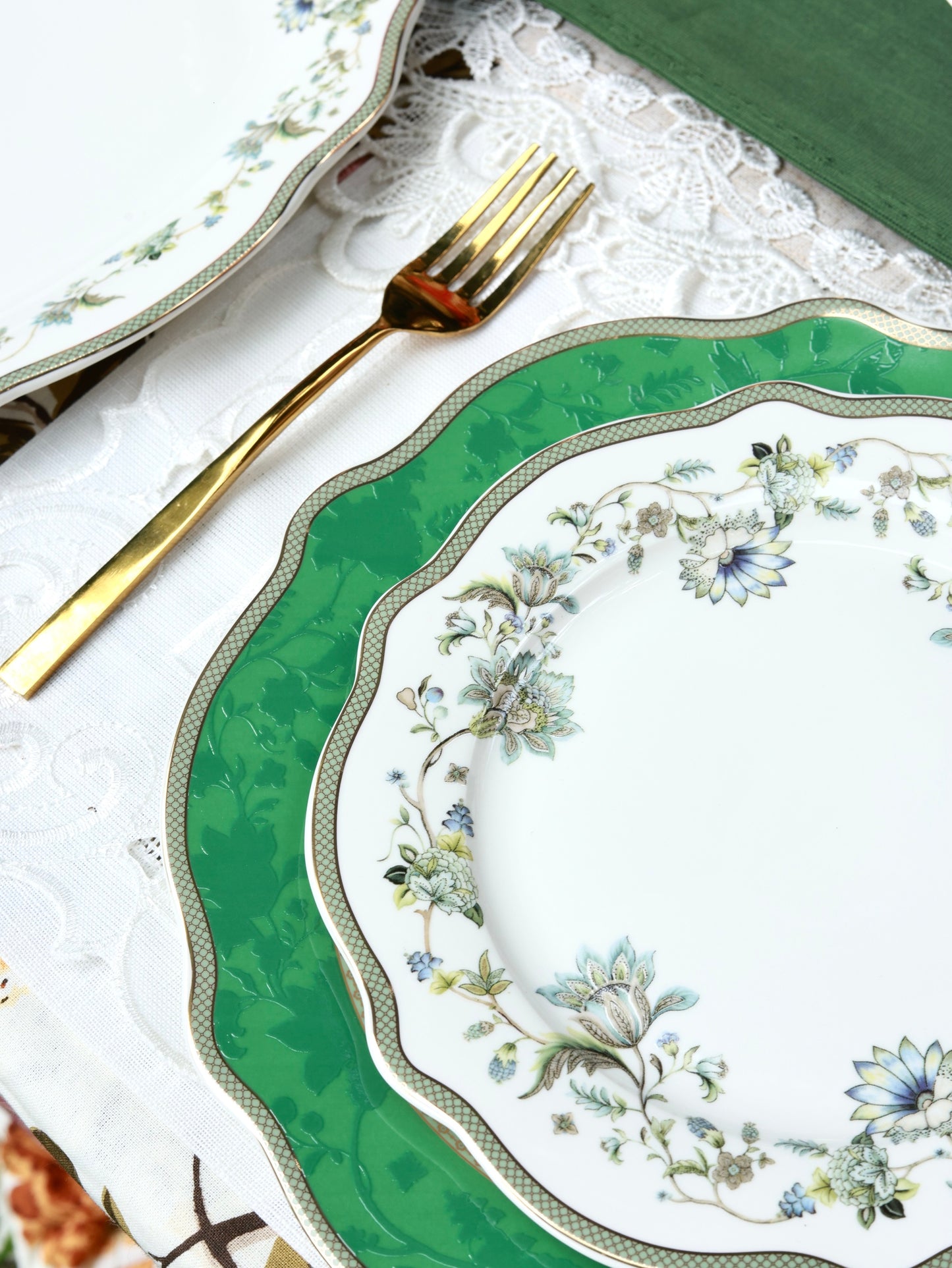 Tudor Green 18 Pcs Dinner Set